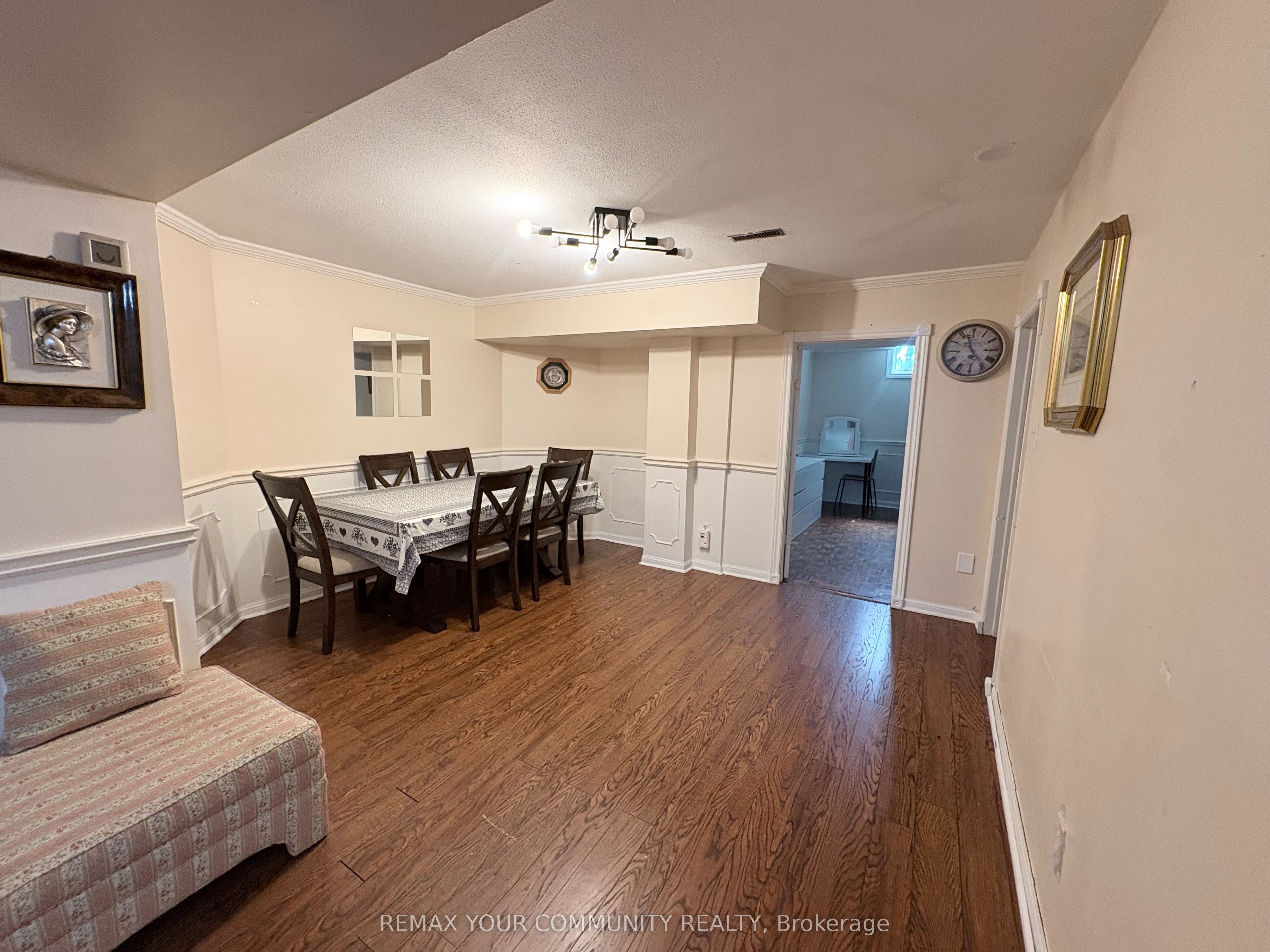 58 King's Cross Avenue Basement, Richmond Hill, ON L4B 2S8 photo 5