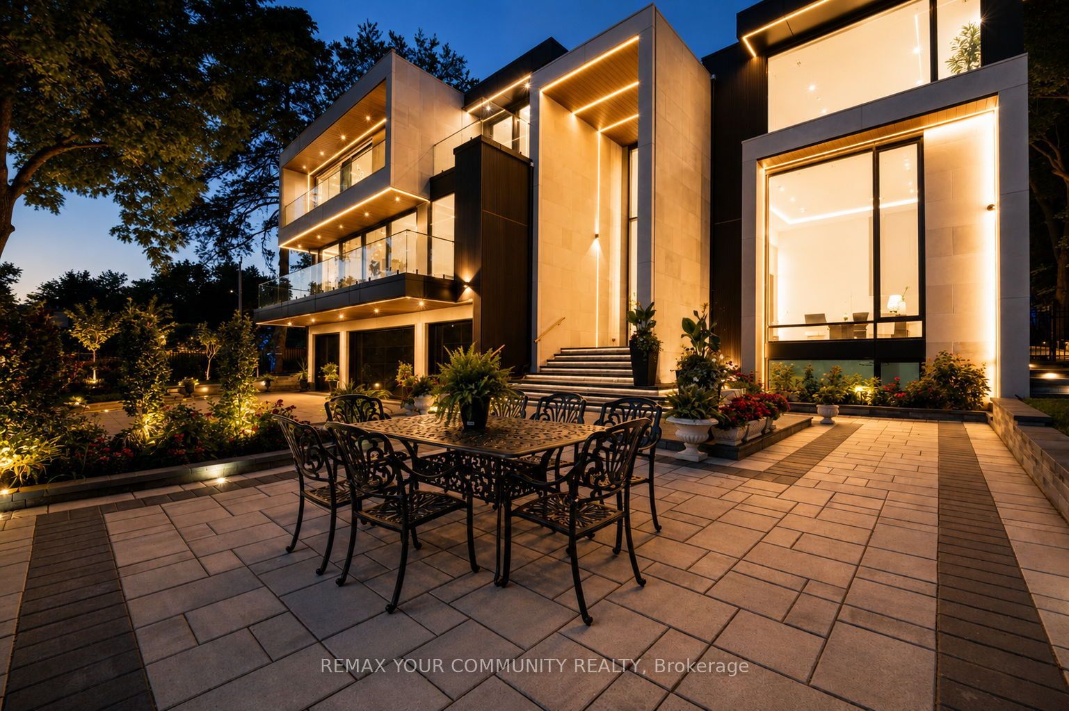 35 Riverside Boulevard, Vaughan, ON L4J 1H5 photo 4