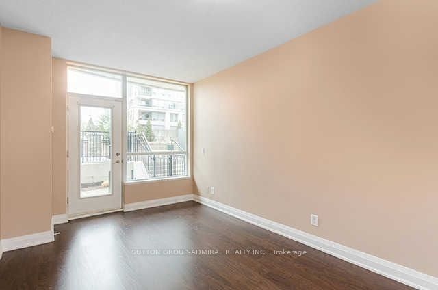 20 North Park Road 106, Vaughan, ON L4J 0G7 photo 4