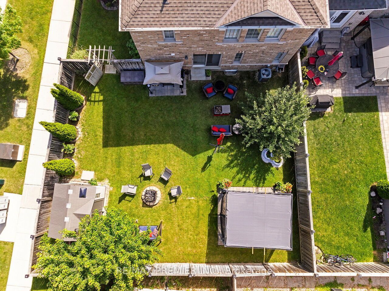 183 Aishford Road, Bradford West Gwillimbury, ON L3Z 0P4 photo 4