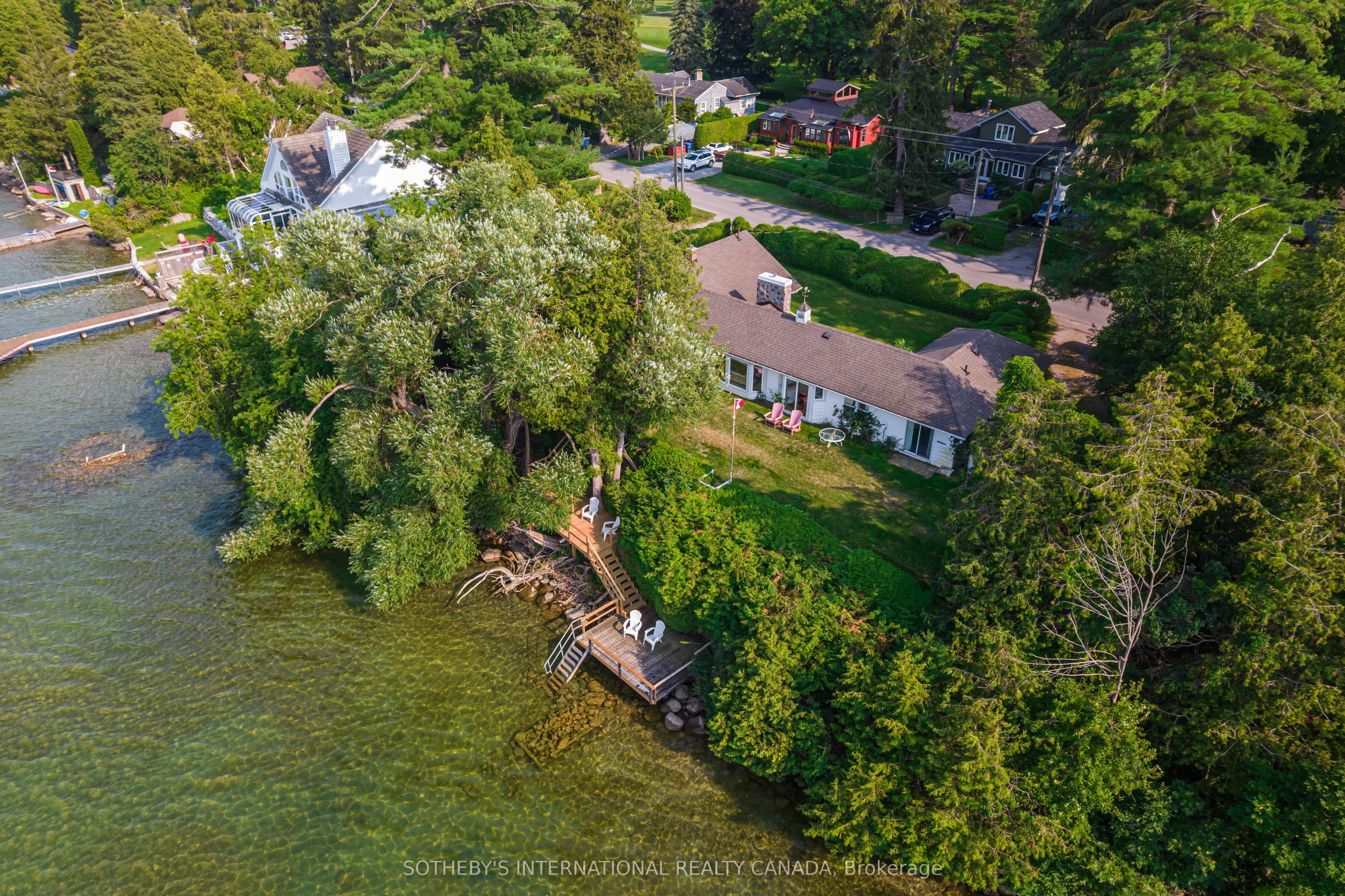 104 Hedge Road, Georgina, ON L0E 1R0 photo 2