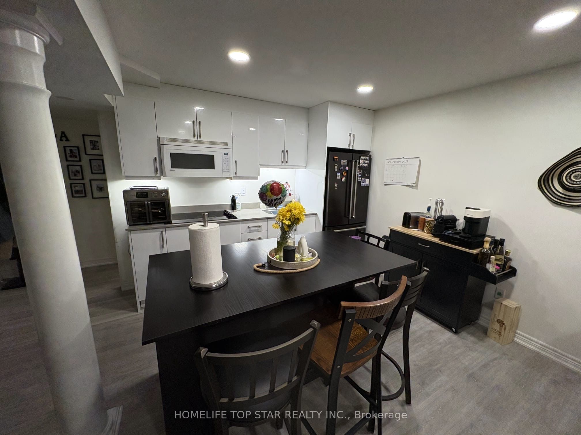 47 W Cooper Creek Court W Basement, Vaughan, ON L6A 2S4 photo 4