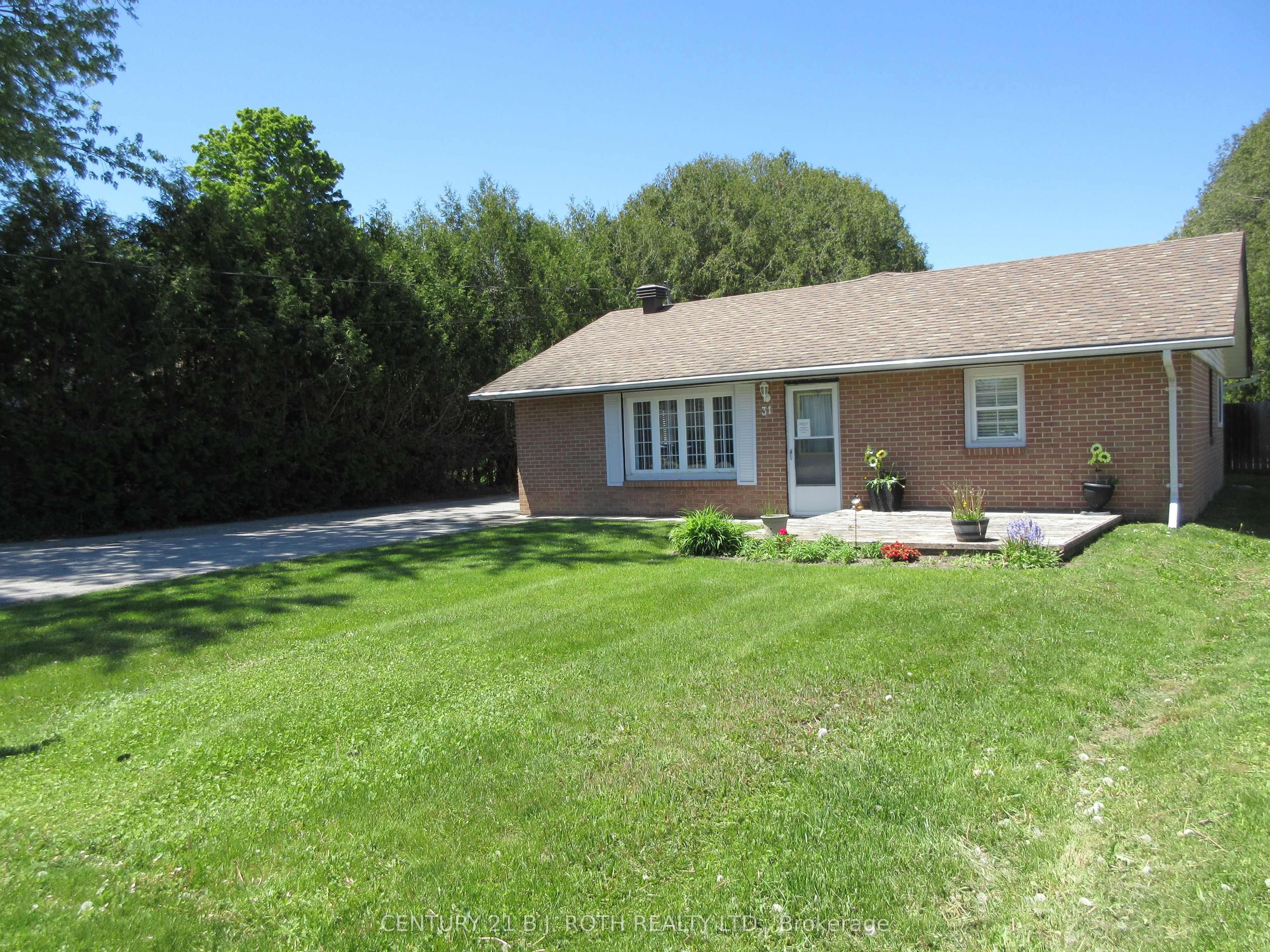 31 River Drive, Essa, ON L3W 0G8 photo 2