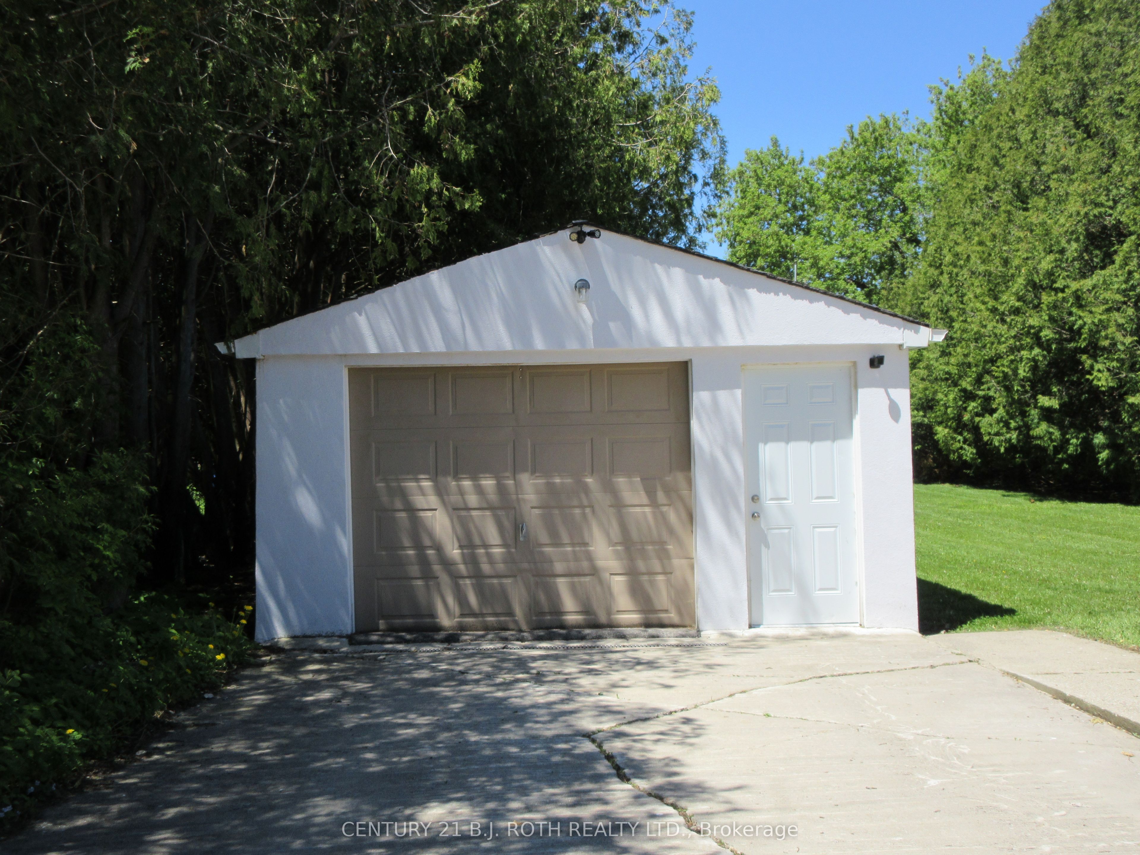 31 River Drive, Essa, ON L3W 0G8 photo 5