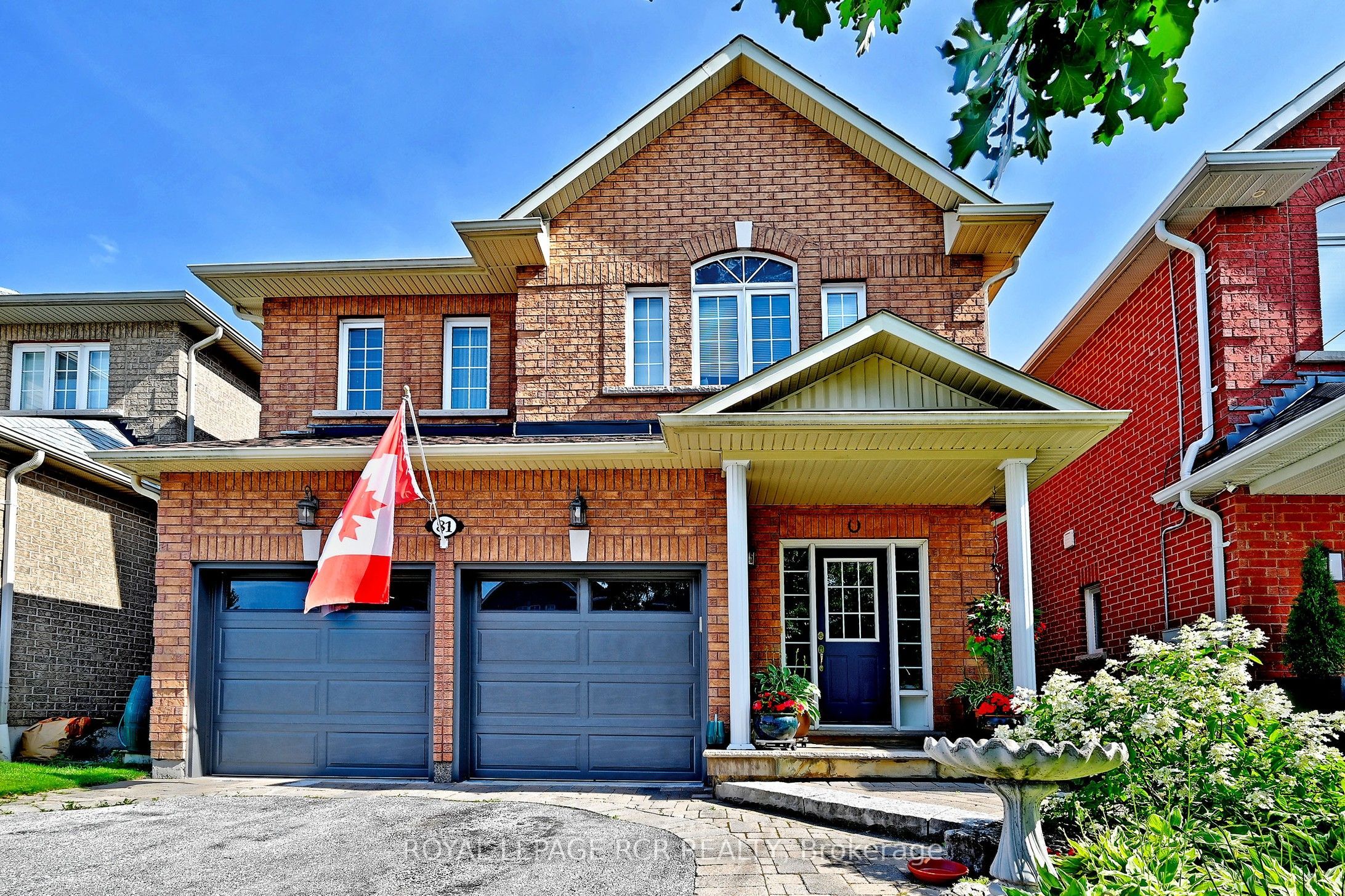 81 Woodbury Crescent, Newmarket, ON L3X 2T2 photo 3