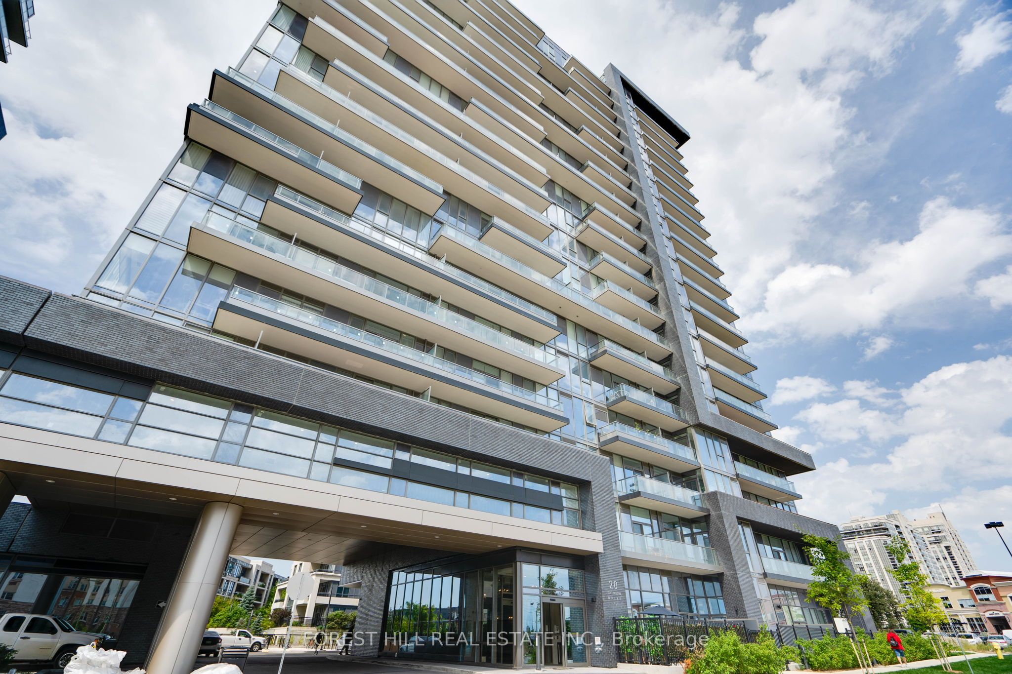 20 Gatineau Drive 1703E, Vaughan, ON L4J 0L3