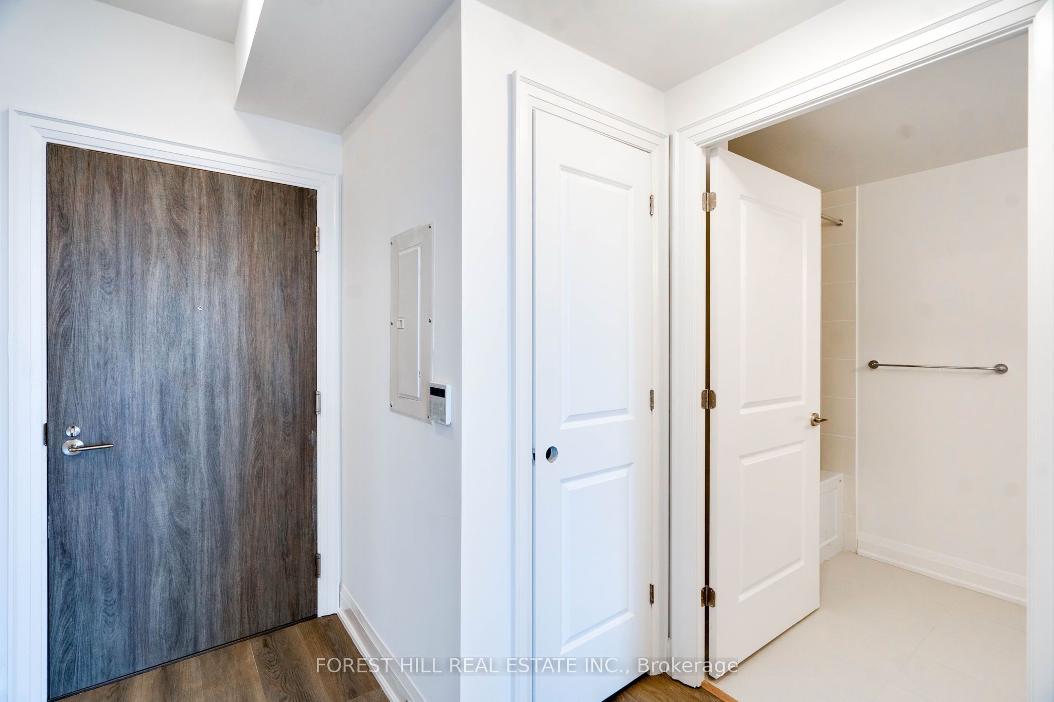 20 Gatineau Drive 1703E, Vaughan, ON L4J 0L3 photo 5
