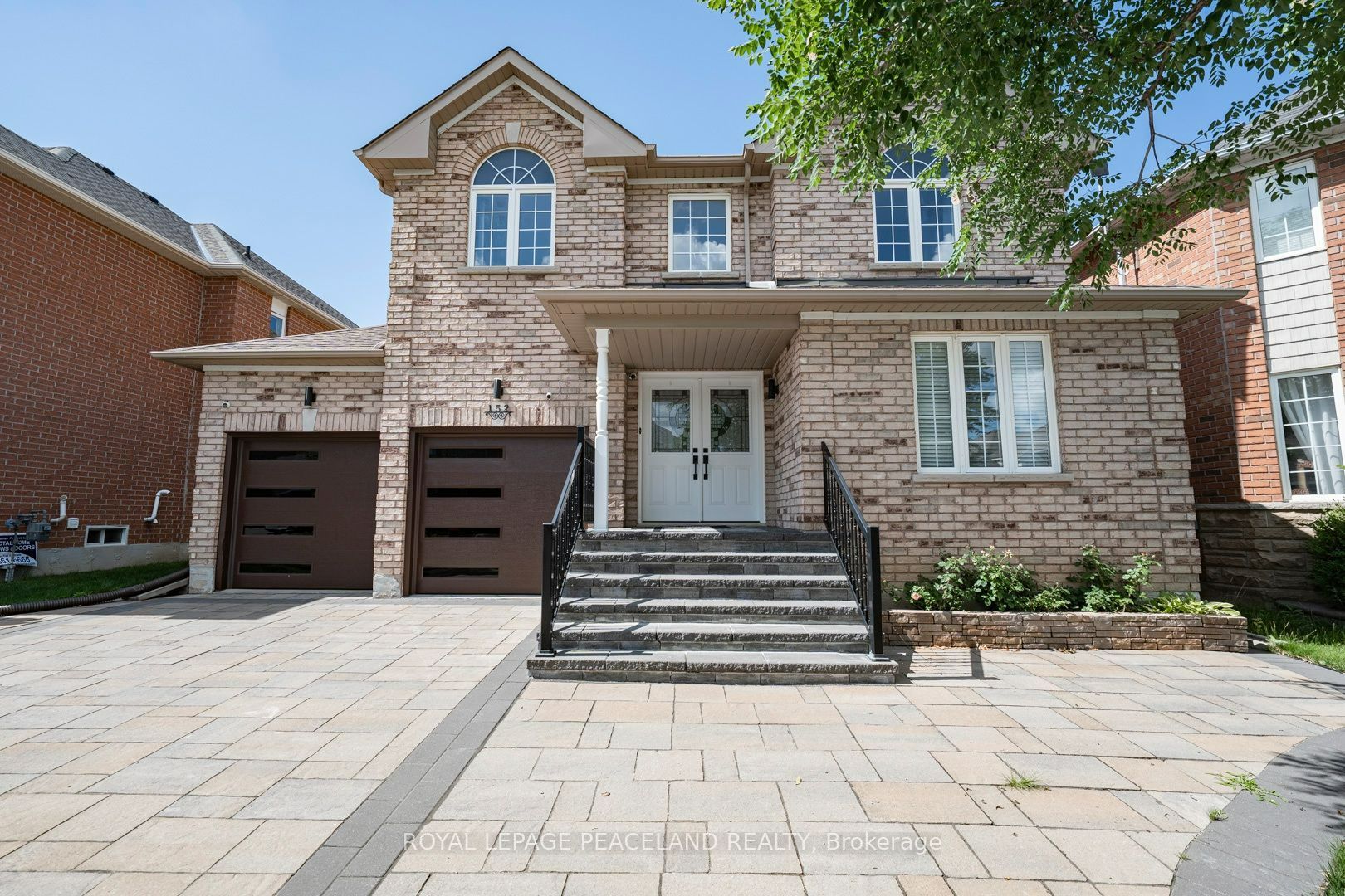 152 Flagstone Way, Newmarket, ON L3X 2Z7 photo 2