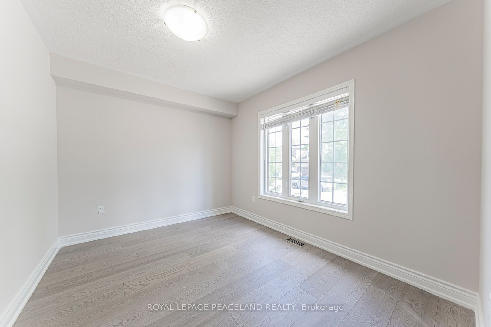 152 Flagstone Way, Newmarket, ON L3X 2Z7 photo 4