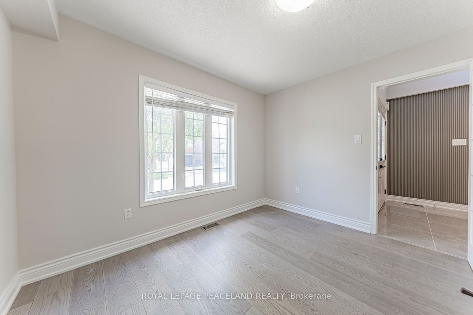 152 Flagstone Way, Newmarket, ON L3X 2Z7 photo 5