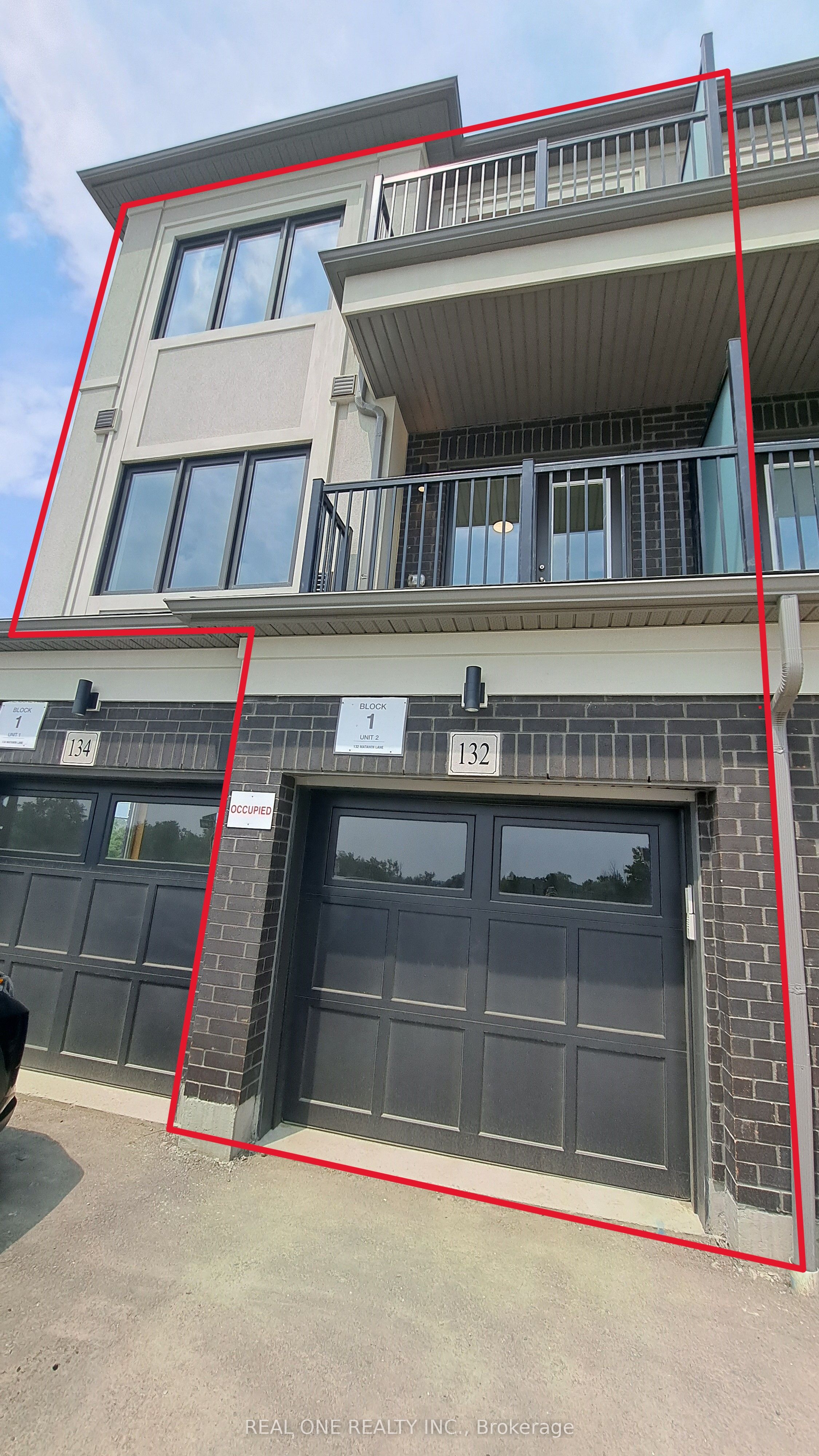132 Matawin Lane S, Richmond Hill, ON L4B 0H7 photo 2