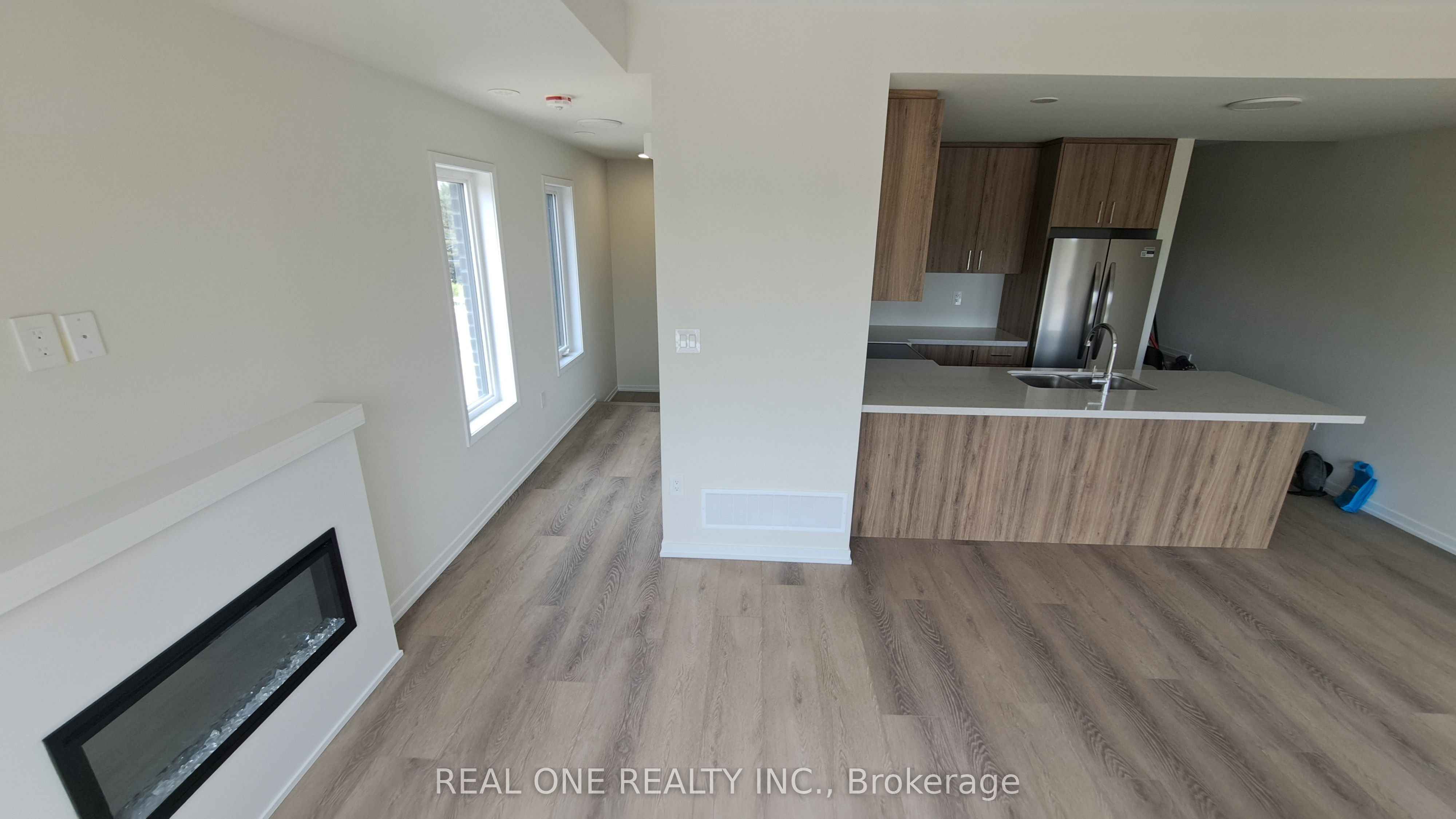 132 Matawin Lane S, Richmond Hill, ON L4B 0H7 photo 5