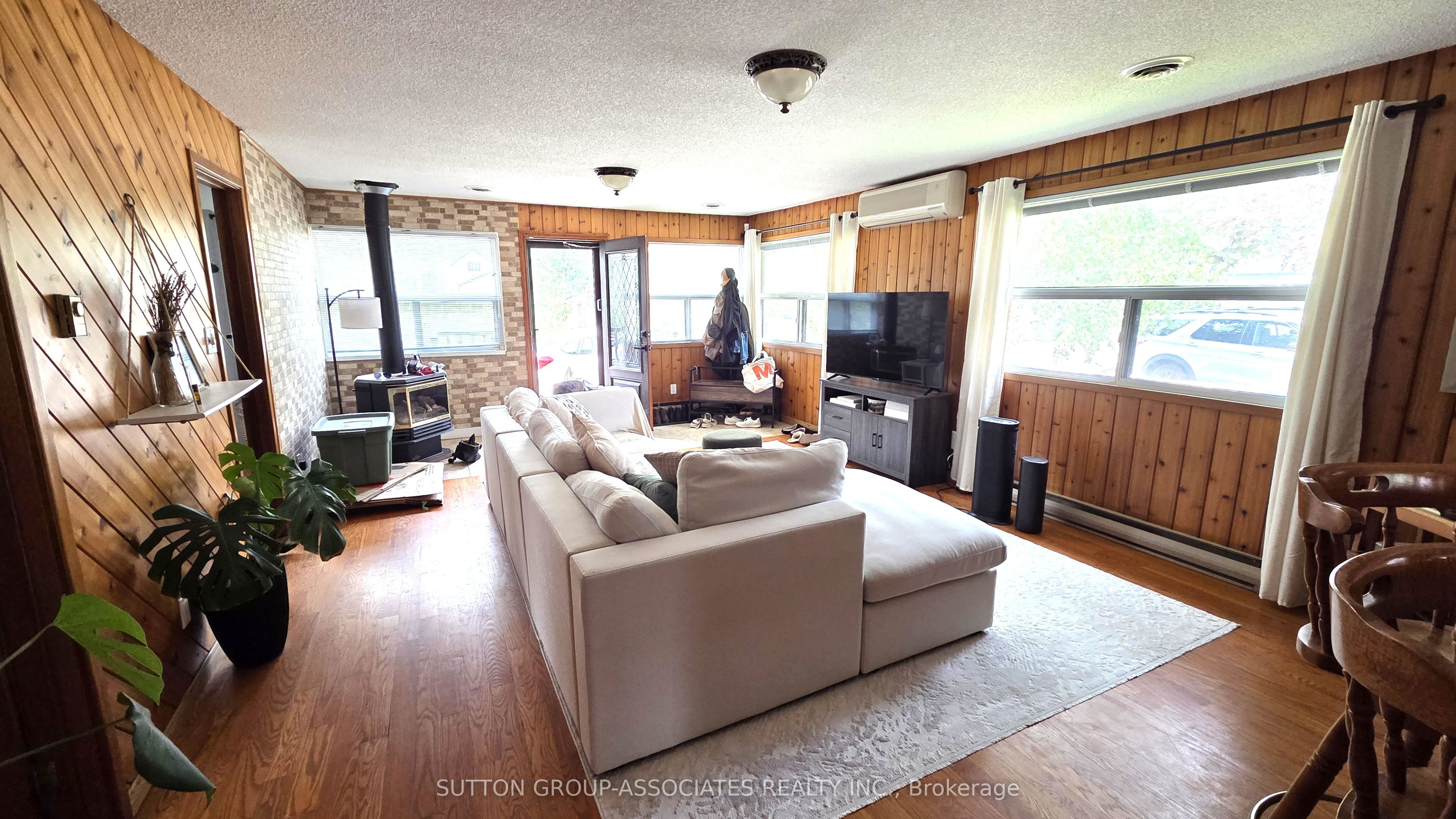 1099 Poplar Drive, Innisfil, ON L0L 1R0 photo 4