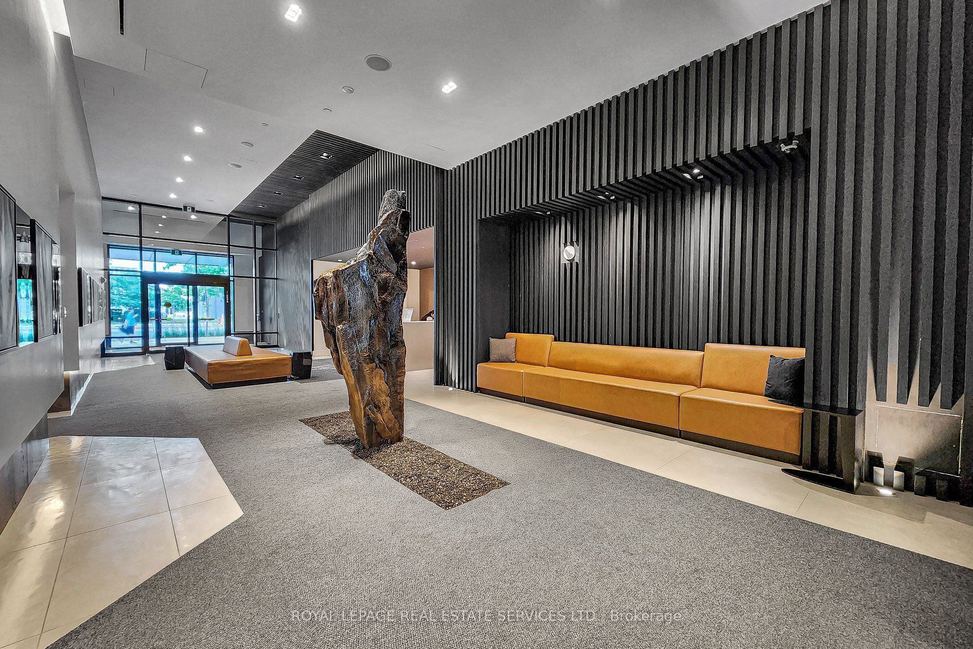 8868 Yonge Street 1107E, Richmond Hill, ON L4C 1Z8 photo 5