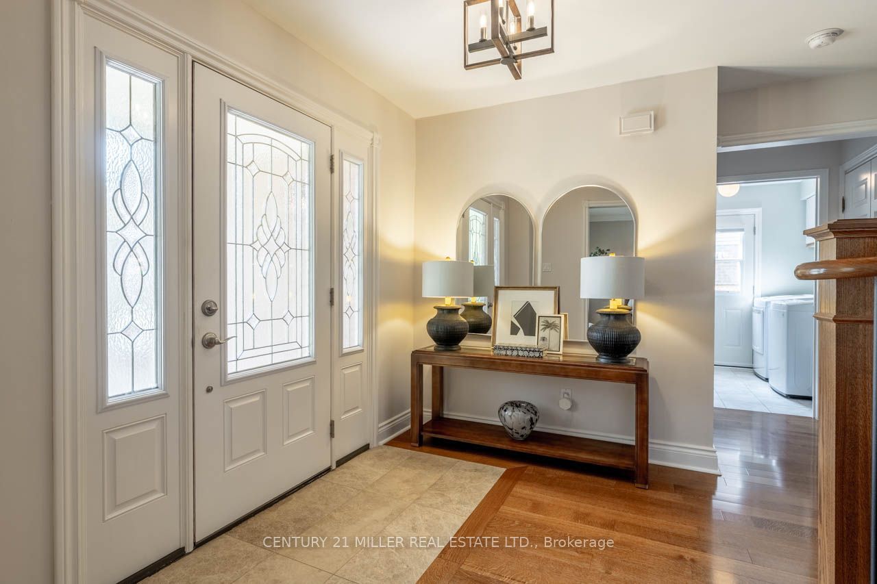 176 Willow Lane, Newmarket, ON L3Y 6R8 photo 5