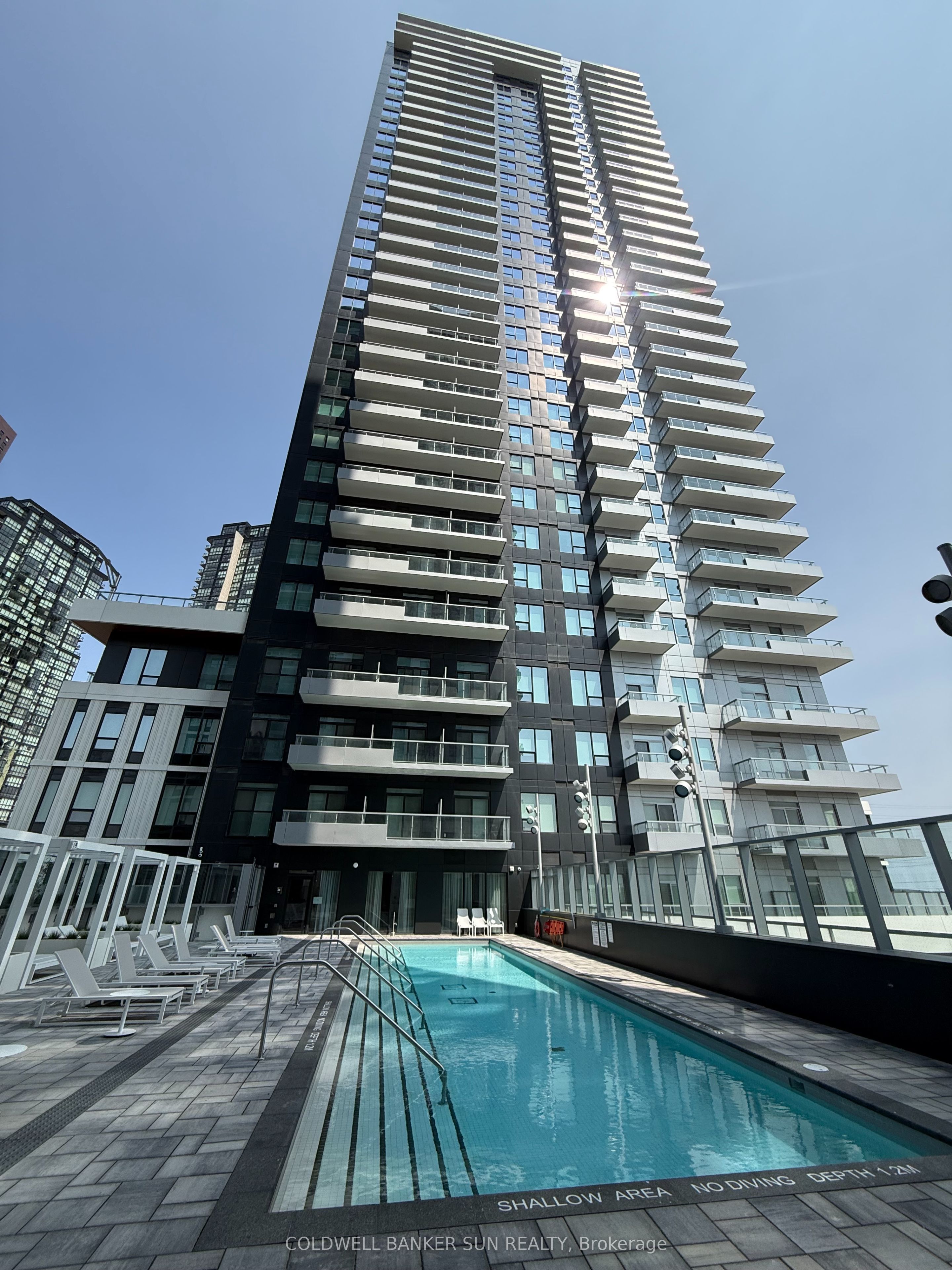 21 Meadowvale Road 406B, Vaughan, ON L4K 0H6