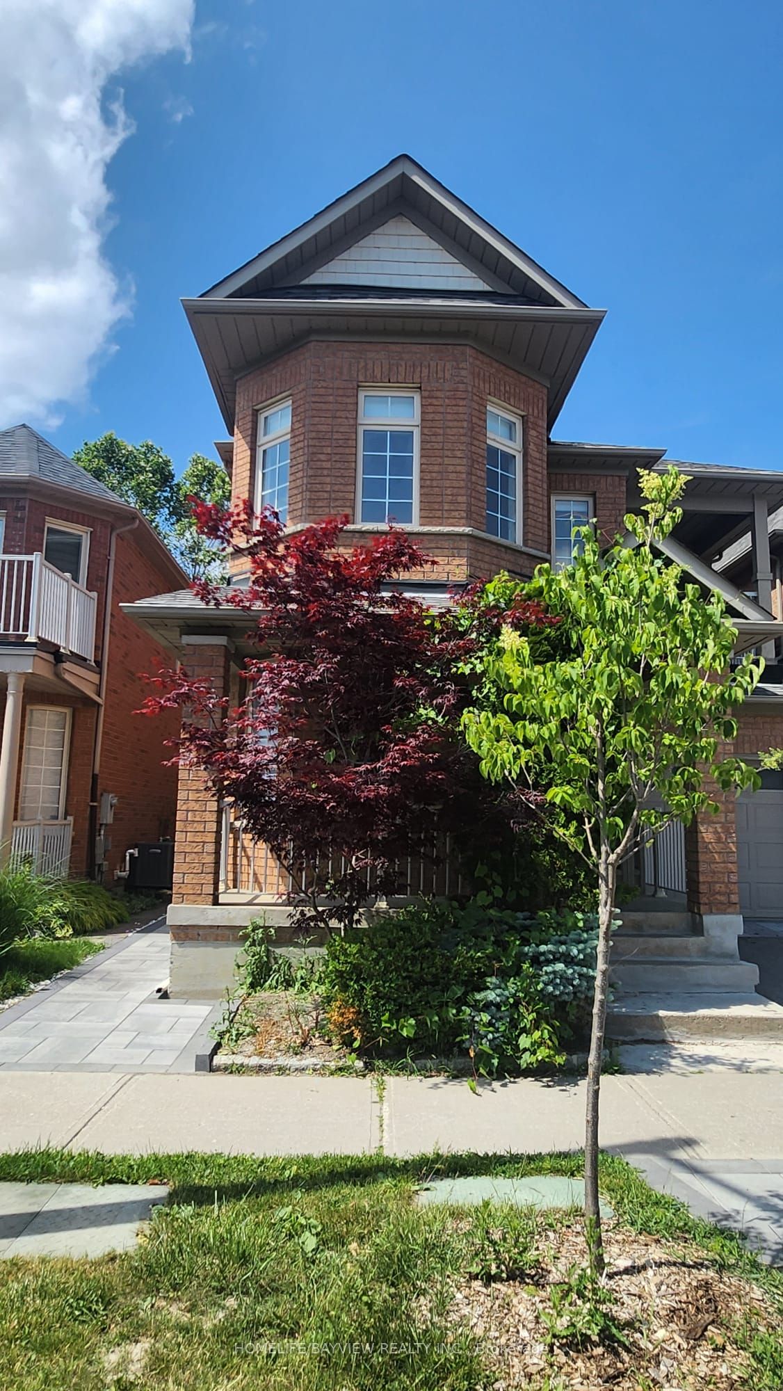 51 Waldron Crescent, Richmond Hill, ON L3Z 0B3 photo 2