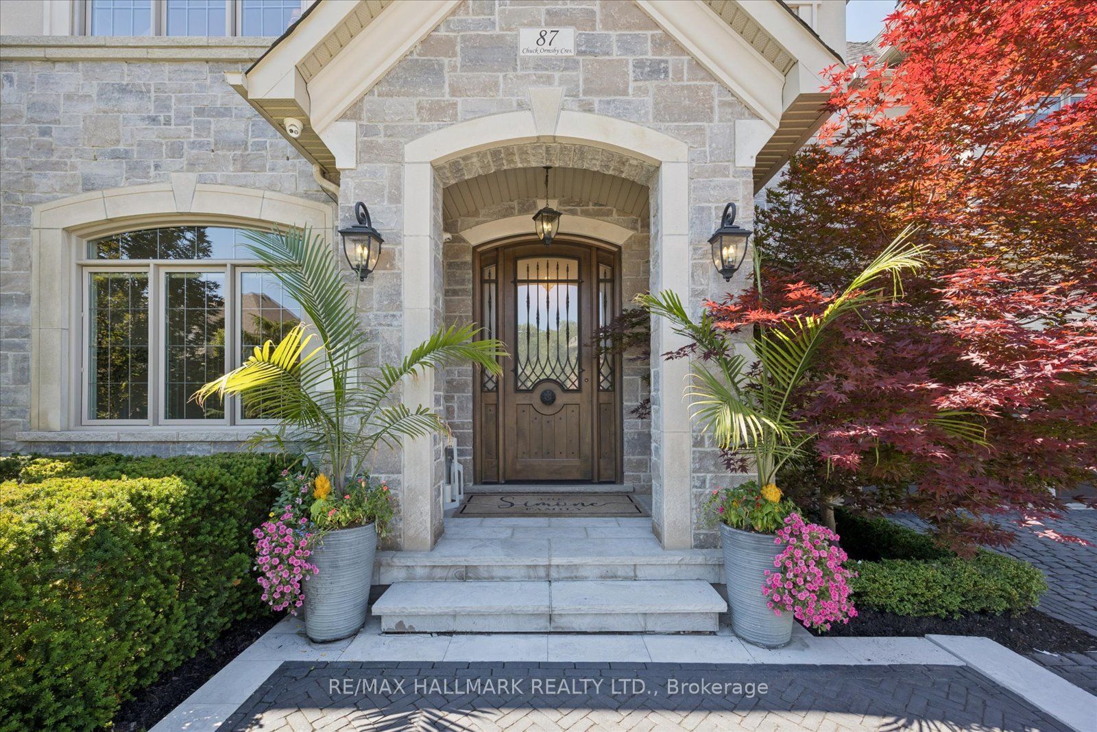 87 Chuck Ormsby Crescent, King, ON L7B 0A7 photo 2