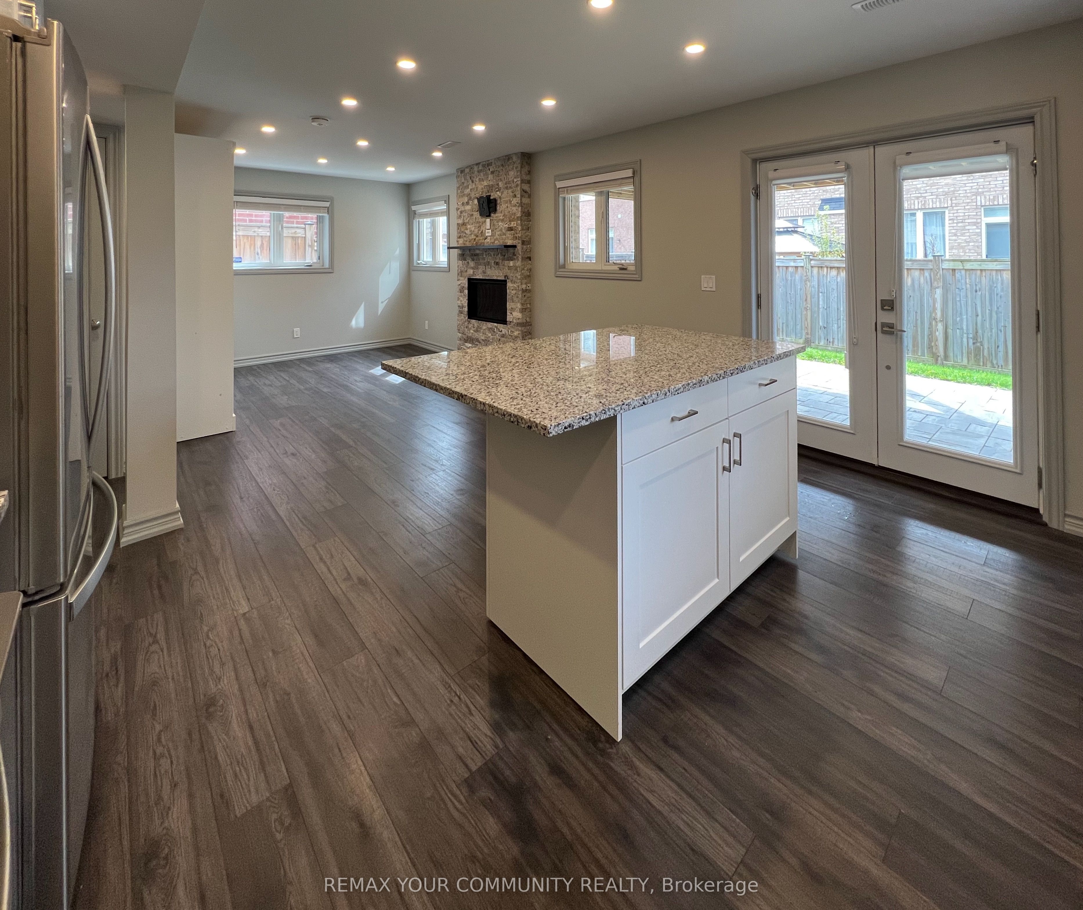 70 Juglans Crescent BSMT, Whitchurch-Stouffville, ON L4A 1S5 photo 5