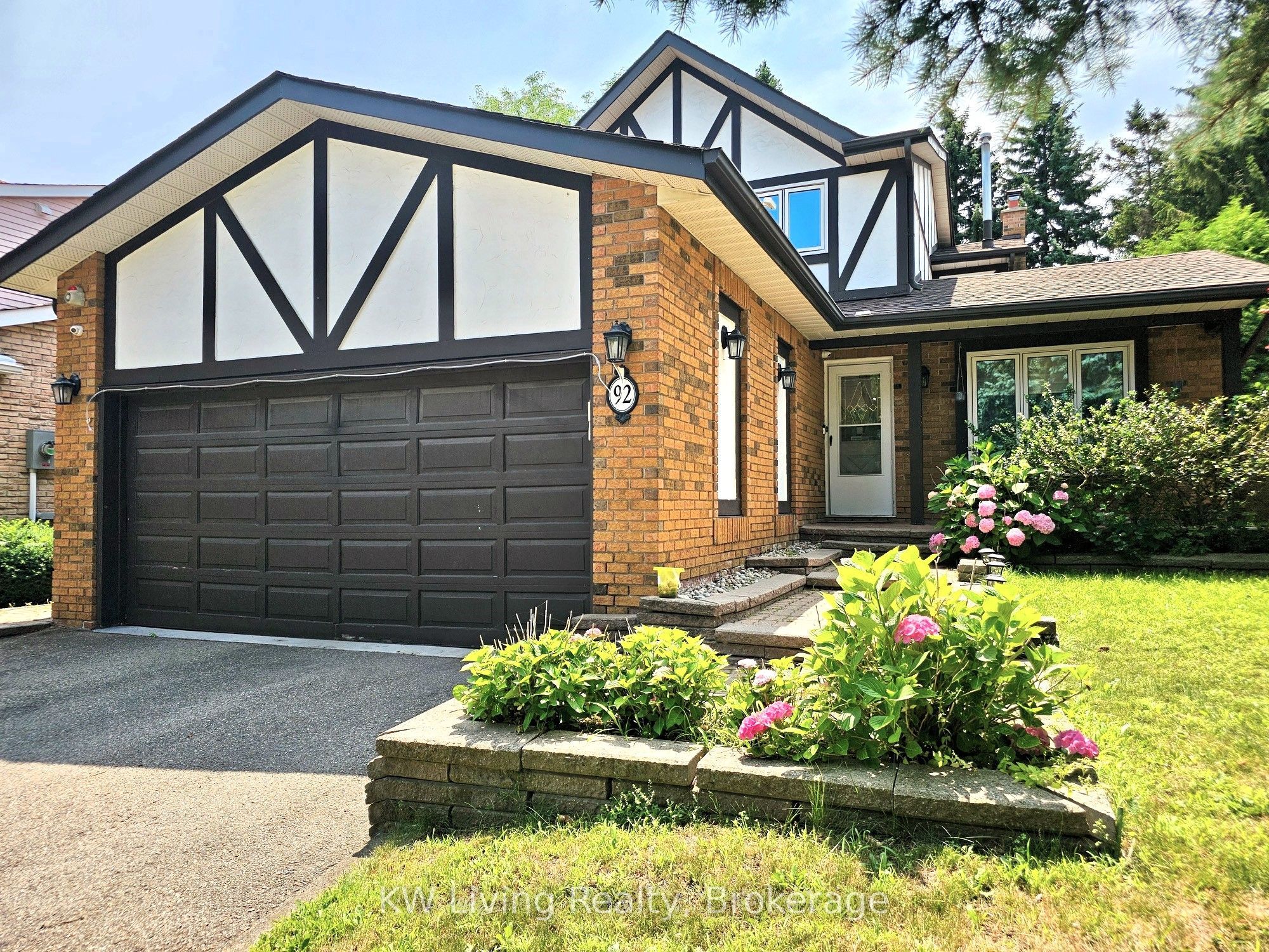 92 Breckonwood Crescent, Markham, ON L3T 5E8