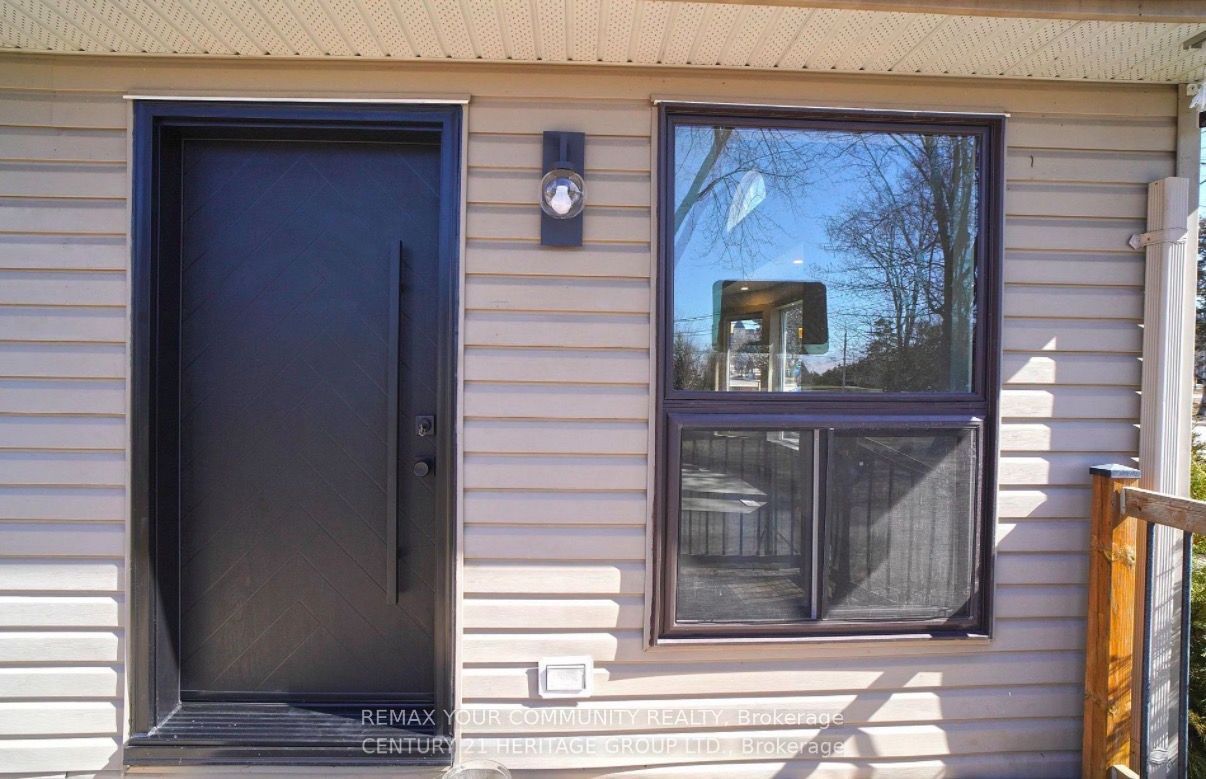 236 Simcoe Avenue, Georgina, ON L4P 2H8 photo 5