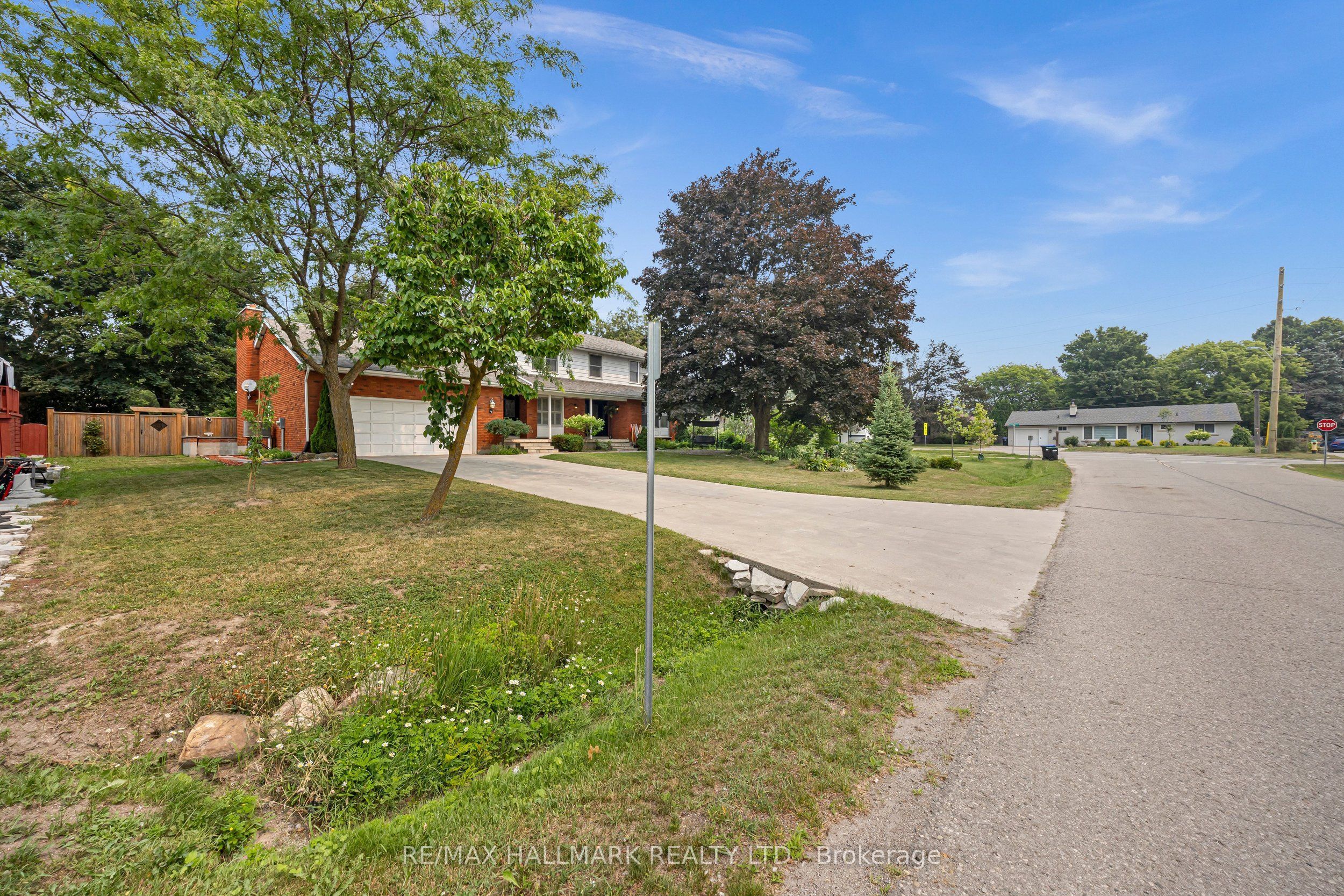 4 Doner Street, New Tecumseth, ON L9R 1M5 photo 3