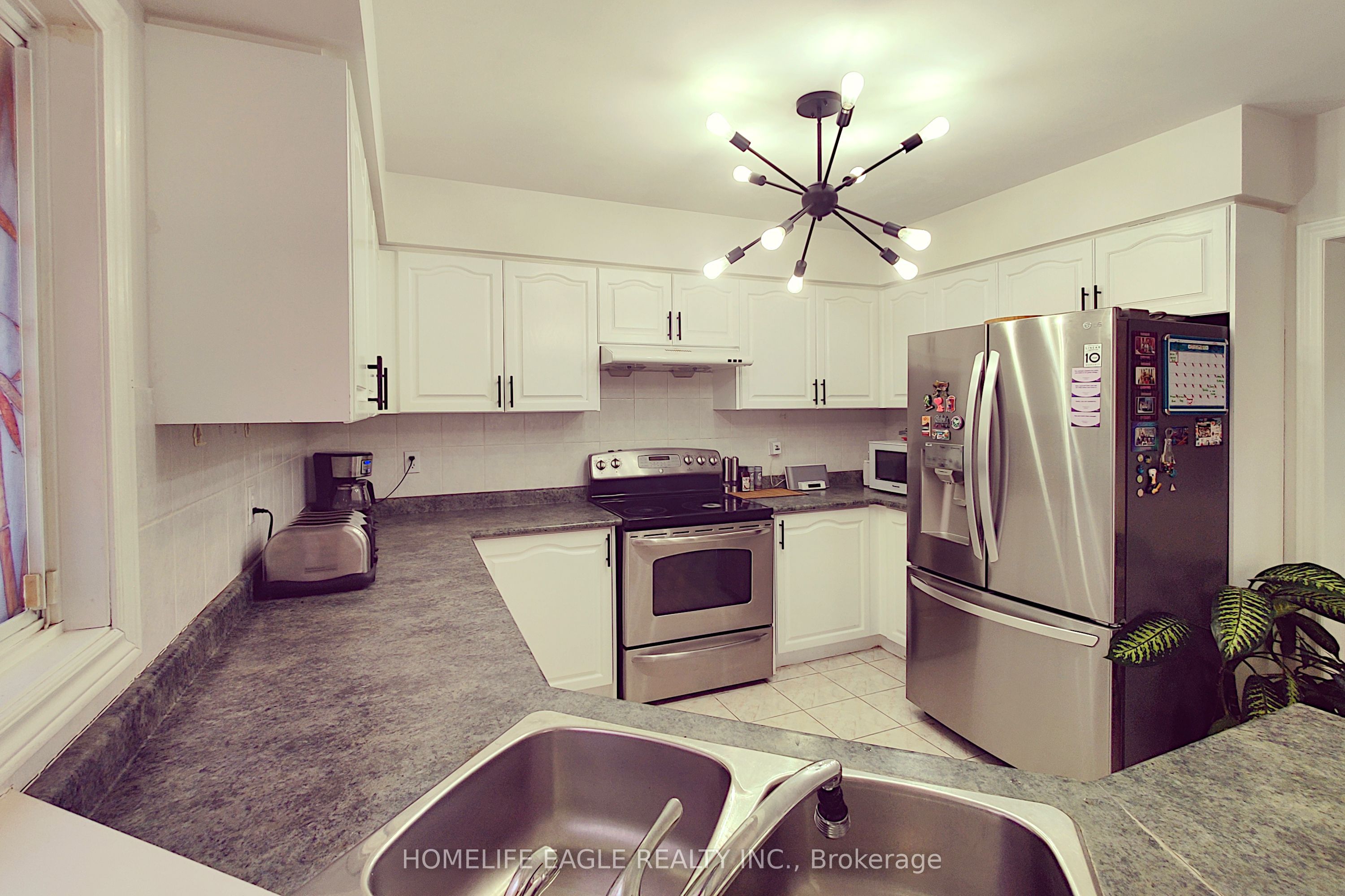 12 Indigo Street, Richmond Hill, ON L4S 1W2 photo 5