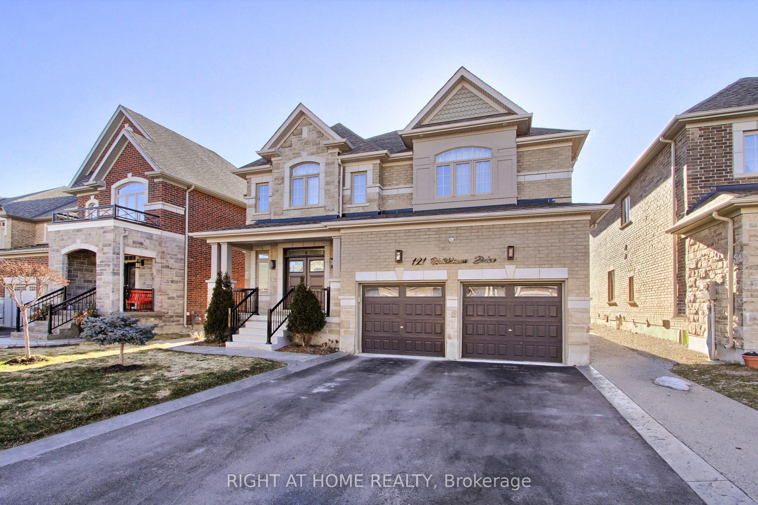 121 Hutchinson Drive, New Tecumseth, ON L9R 0P6 photo 3