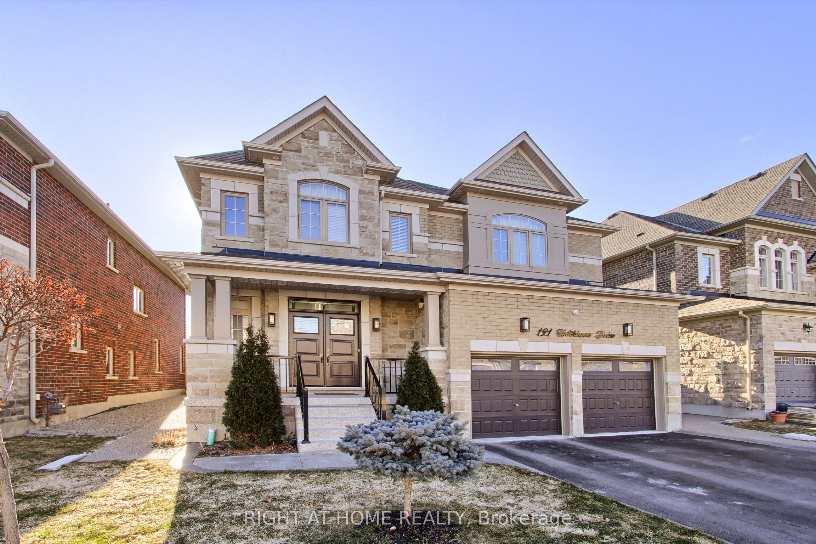 121 Hutchinson Drive, New Tecumseth, ON L9R 0P6 photo 4