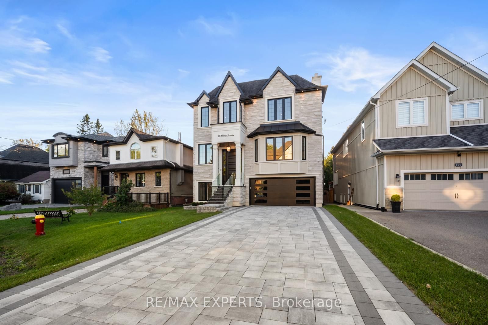 88 Moray Avenue, Richmond Hill, ON L4E 3E2 photo 2