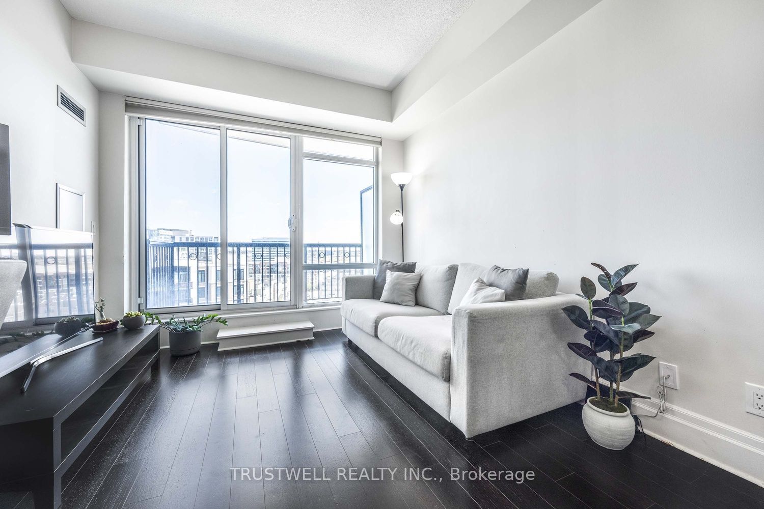 151 Upper Duke Crescent 1207, Markham, ON L6G 0E1 photo 5
