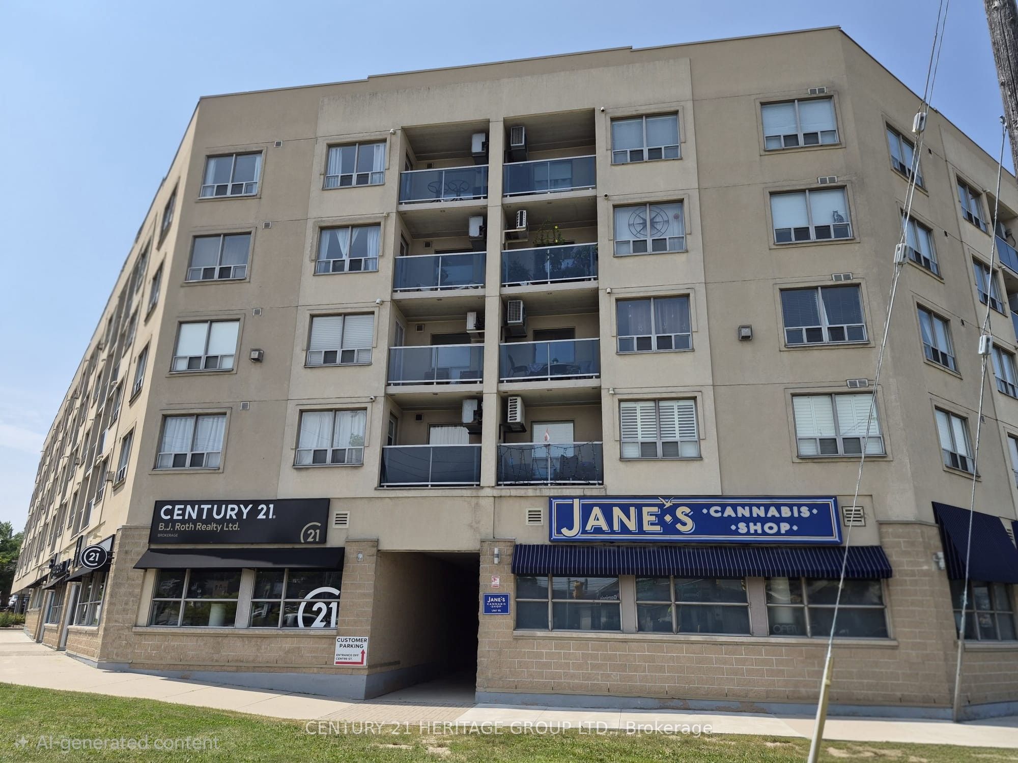 160 Wellington Street 513, Aurora, ON L4G 1J3 photo 2