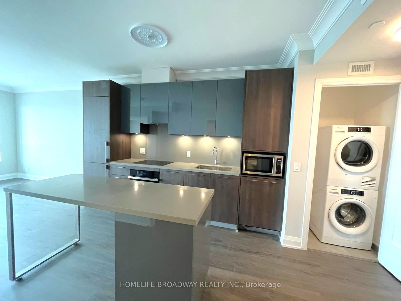 8 Water Walk Drive 4109, Markham, ON L3R 6L4 photo 4