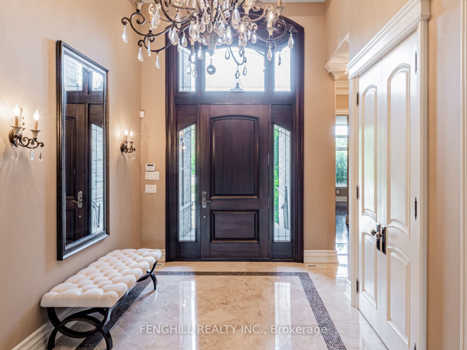 11 Macleod Estate Court, Richmond Hill, ON L4E 0B1 photo 5