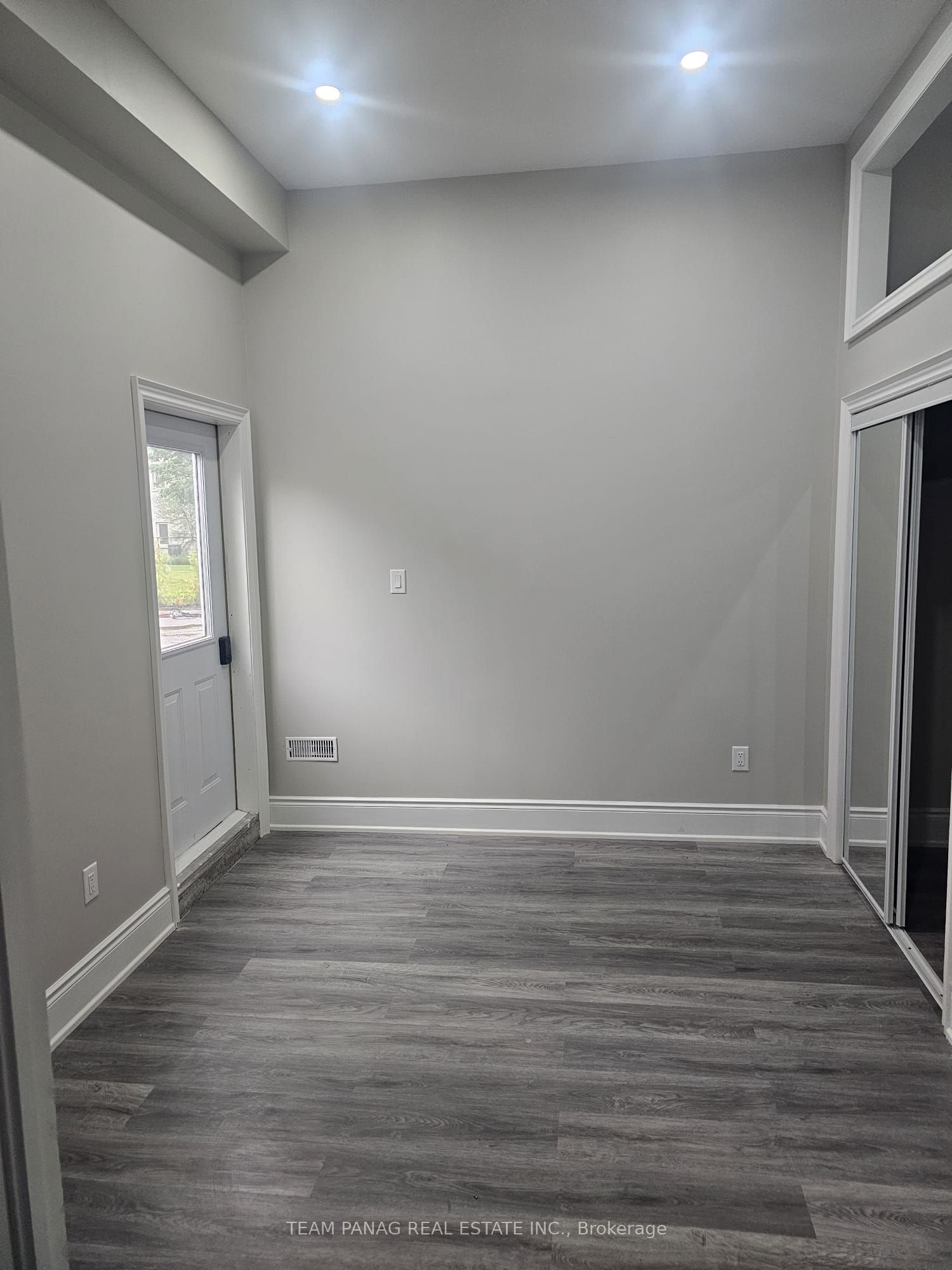51 Diana Drive, King, ON L0G 1N0 photo 3