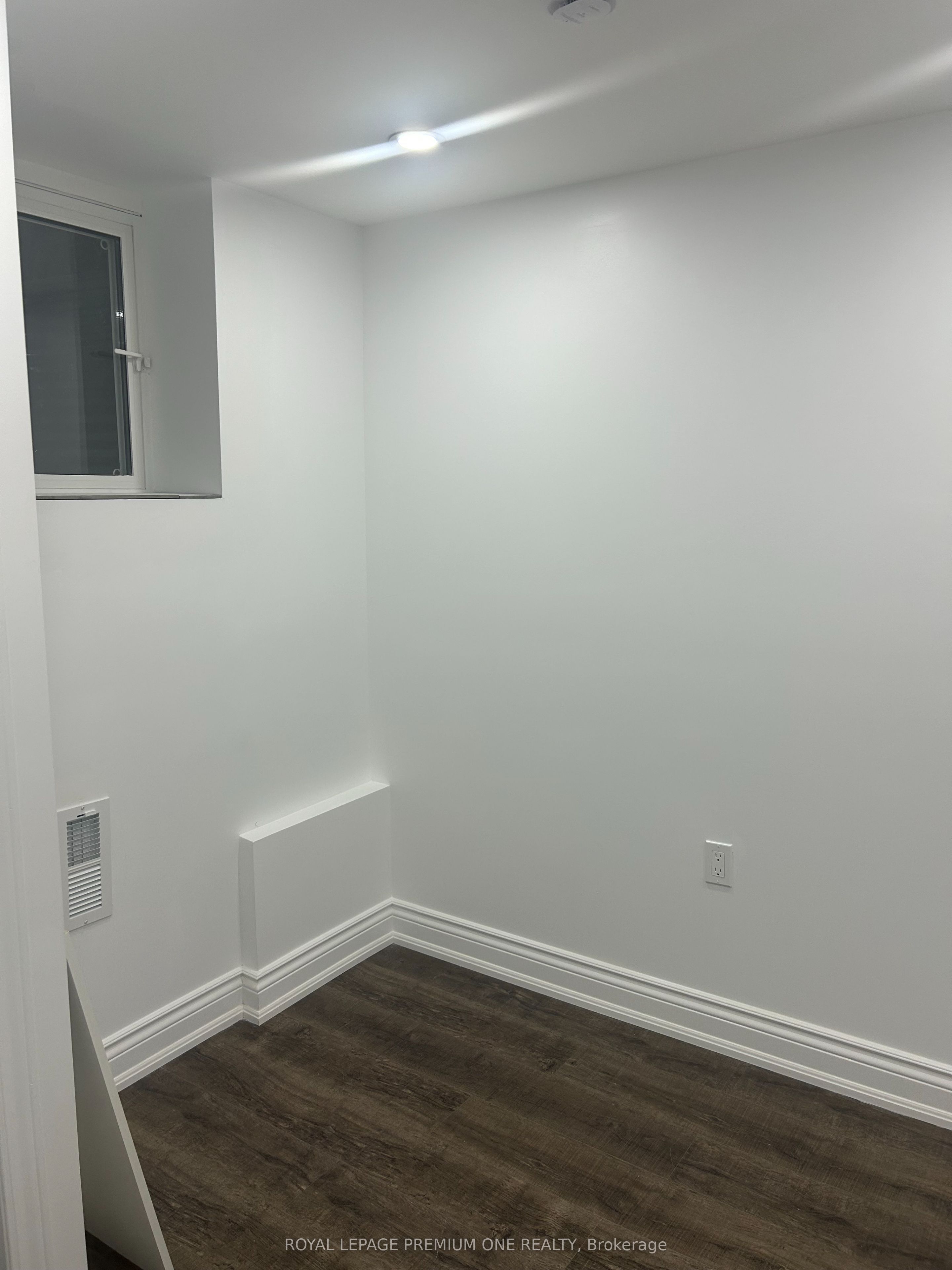 28 Elsinore Street, Vaughan, ON L4H 5G2 photo 2