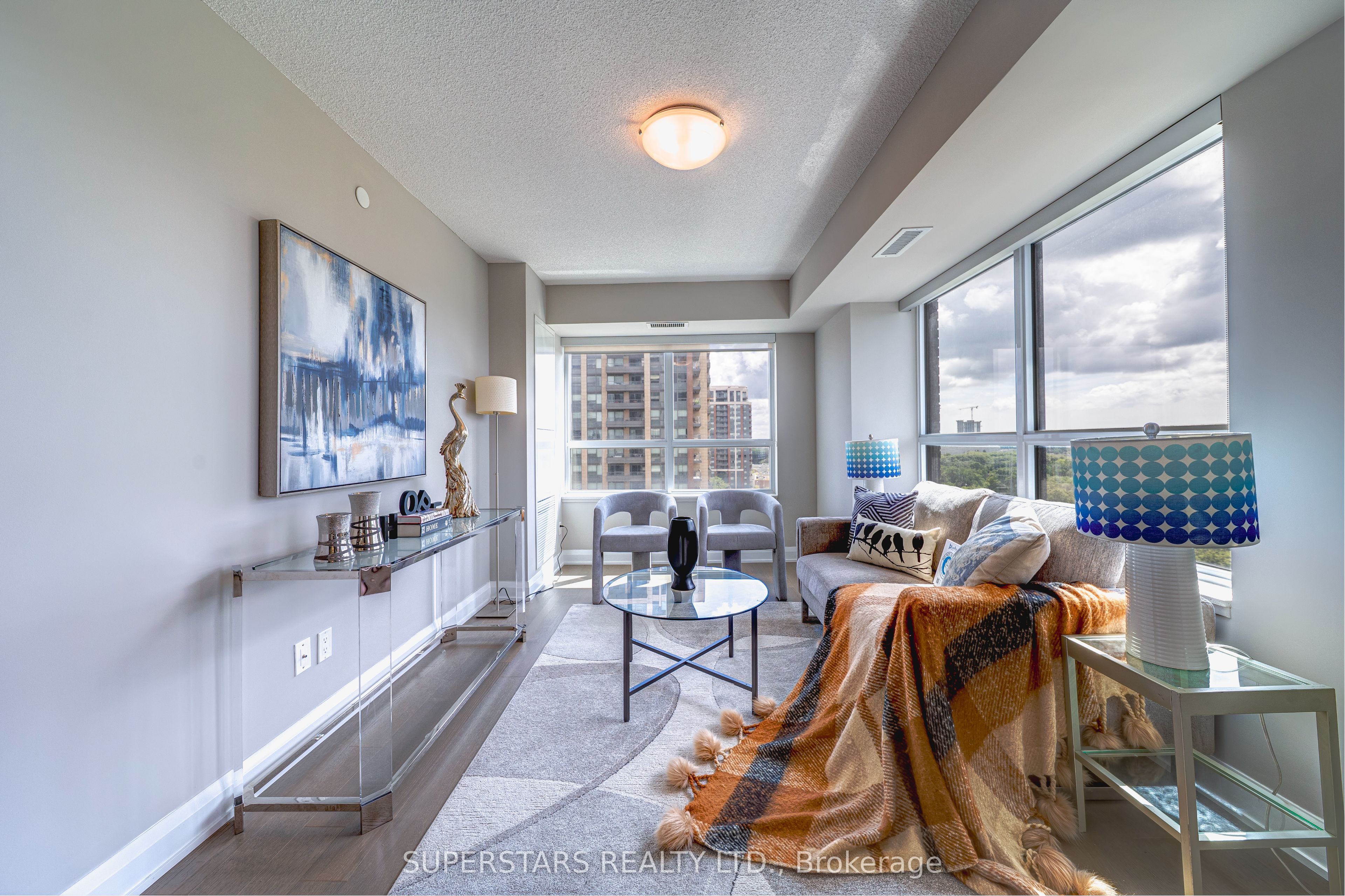 15 Water Walk Drive 1105, Markham, ON L6G 0G2 photo 5