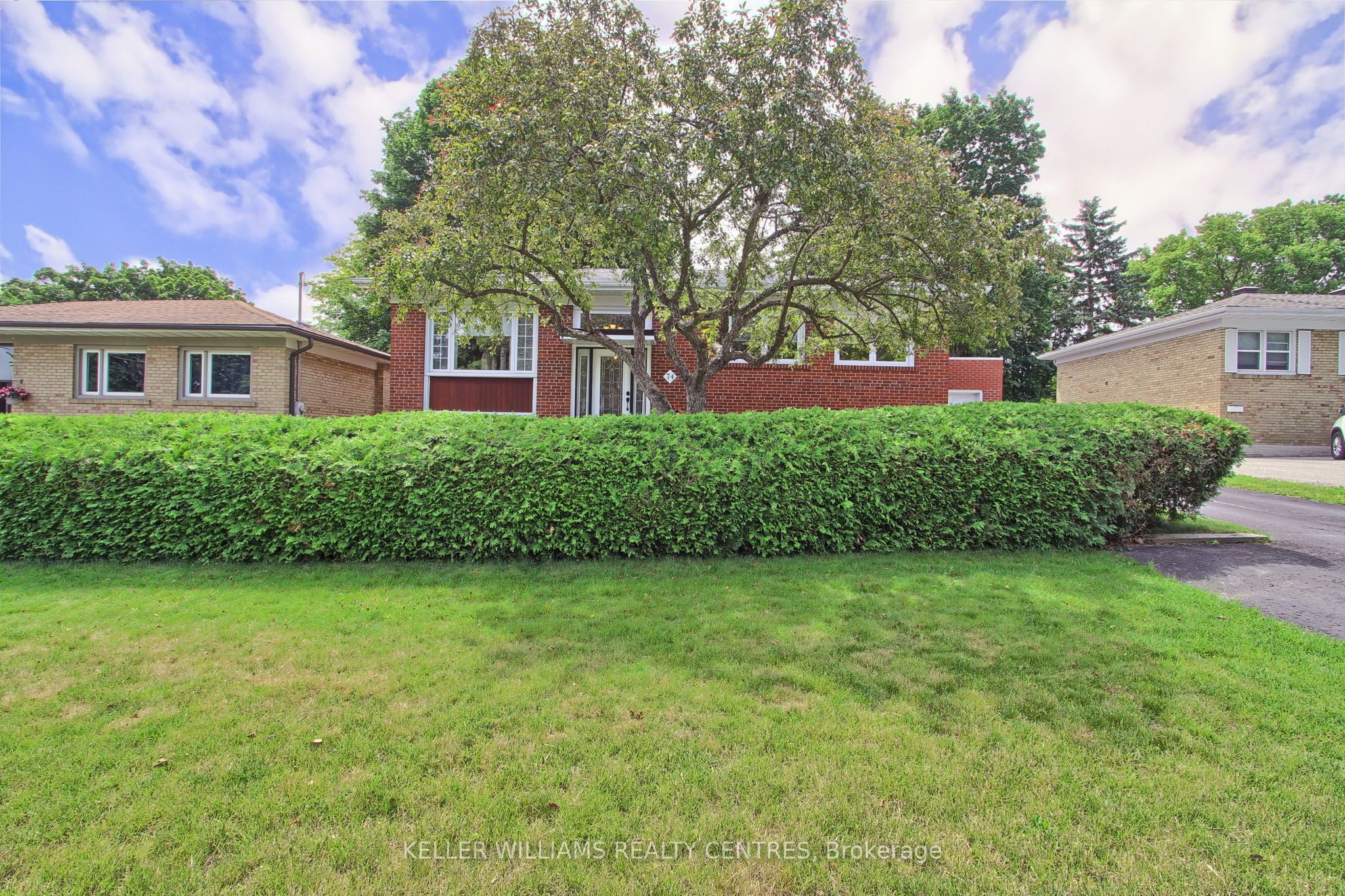 74 Boothbay Crescent, Newmarket, ON L3Y 1Y5 photo 5