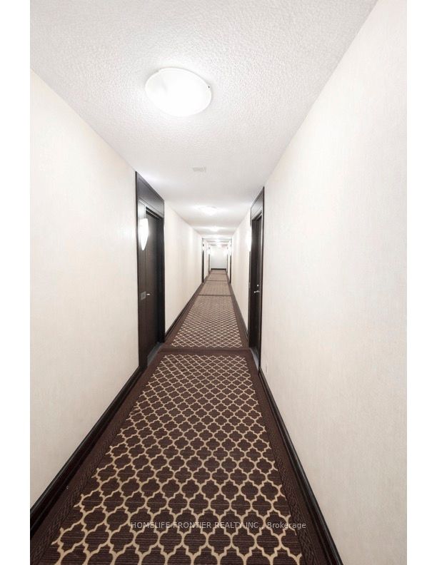 20 North Park Road 509, Vaughan, ON L4J 0G7 photo 5