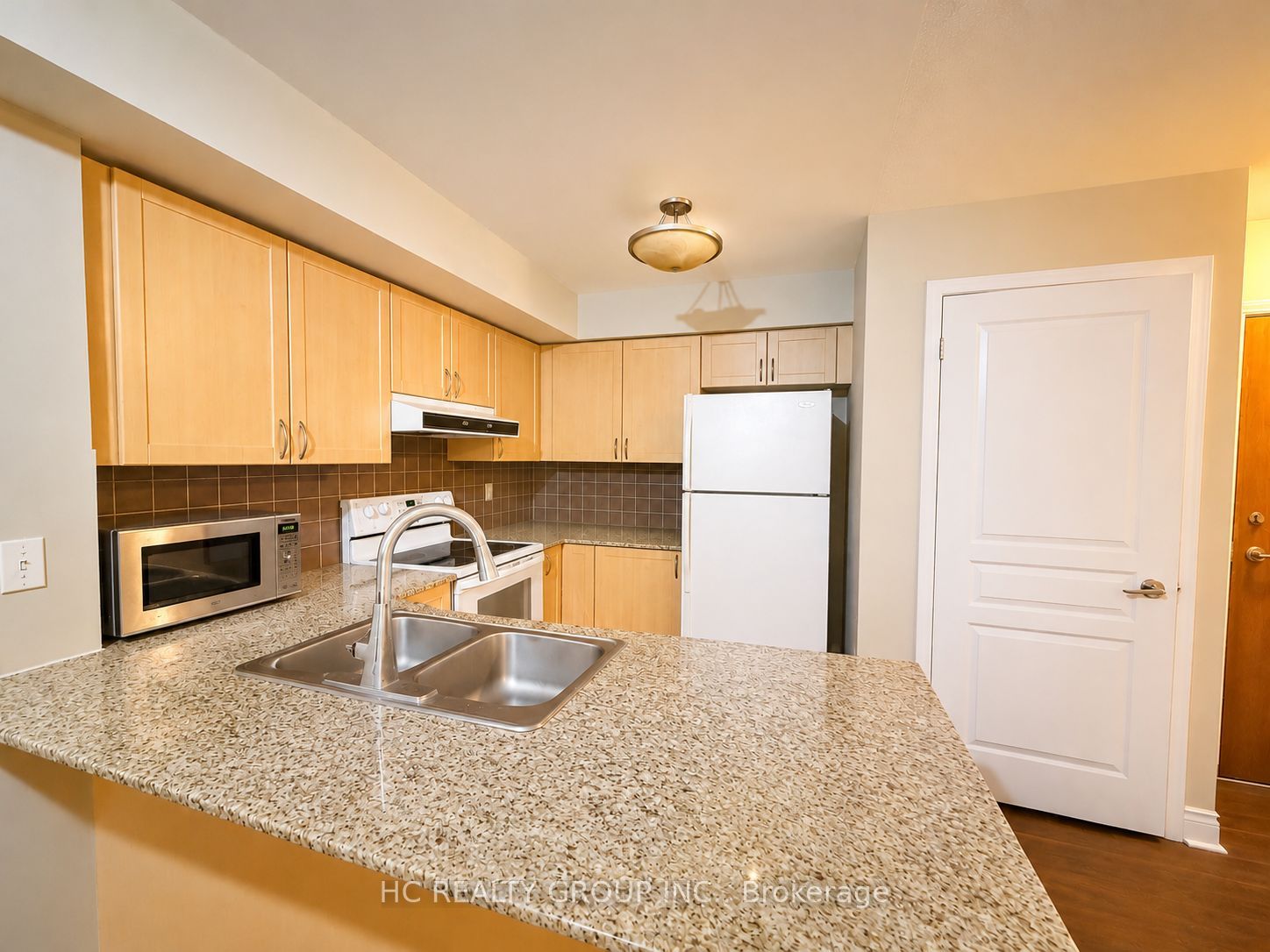75 South Town Centre Boulevard 1206, Markham, ON L6G 0B3 photo 5