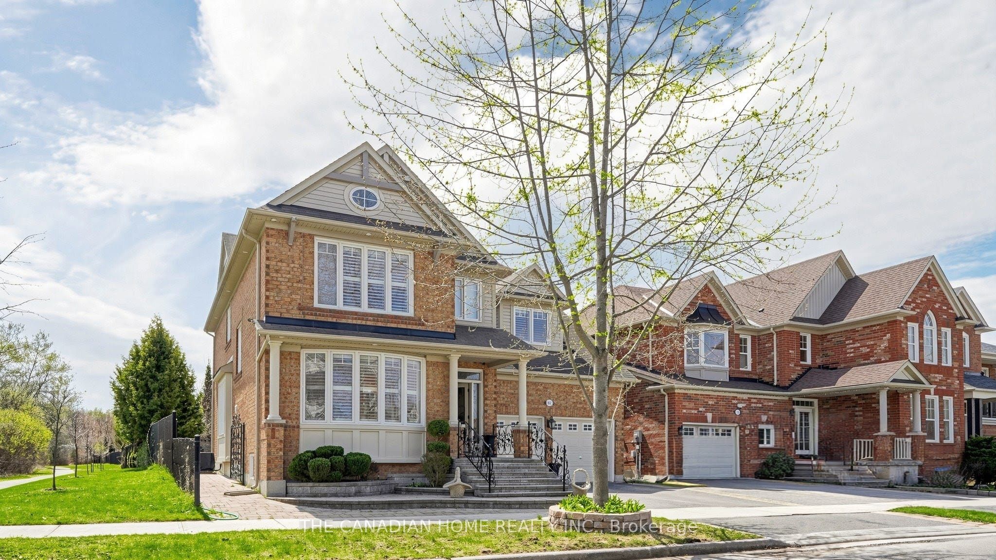 92 CLAUSFARM Lane, Whitchurch-Stouffville, ON L4A 0M1 photo 2