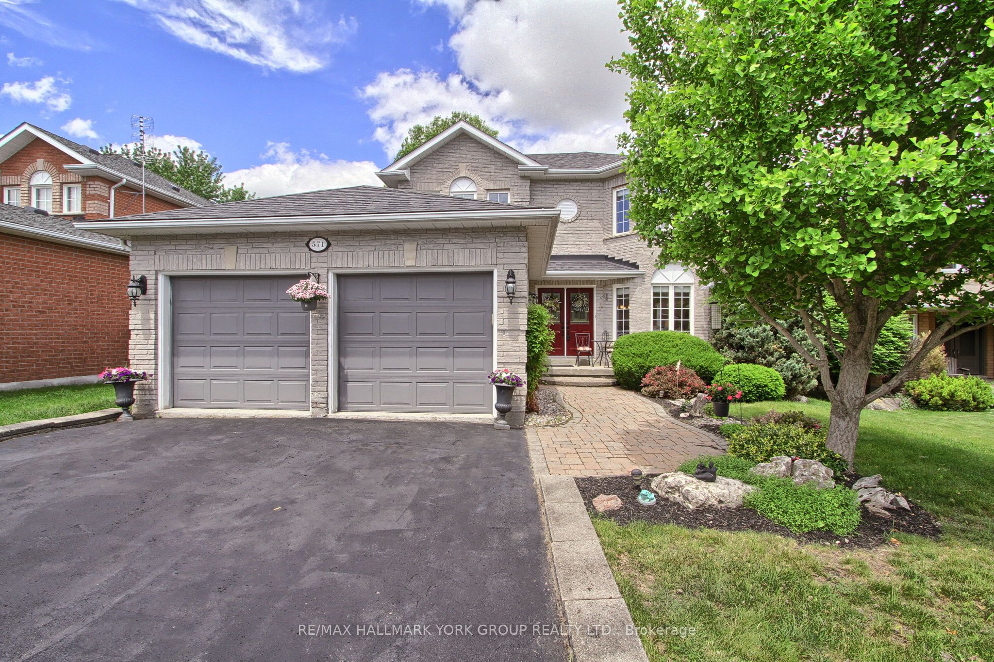 571 Goodyear Crescent, Newmarket, ON L3Y 8L2 photo 4