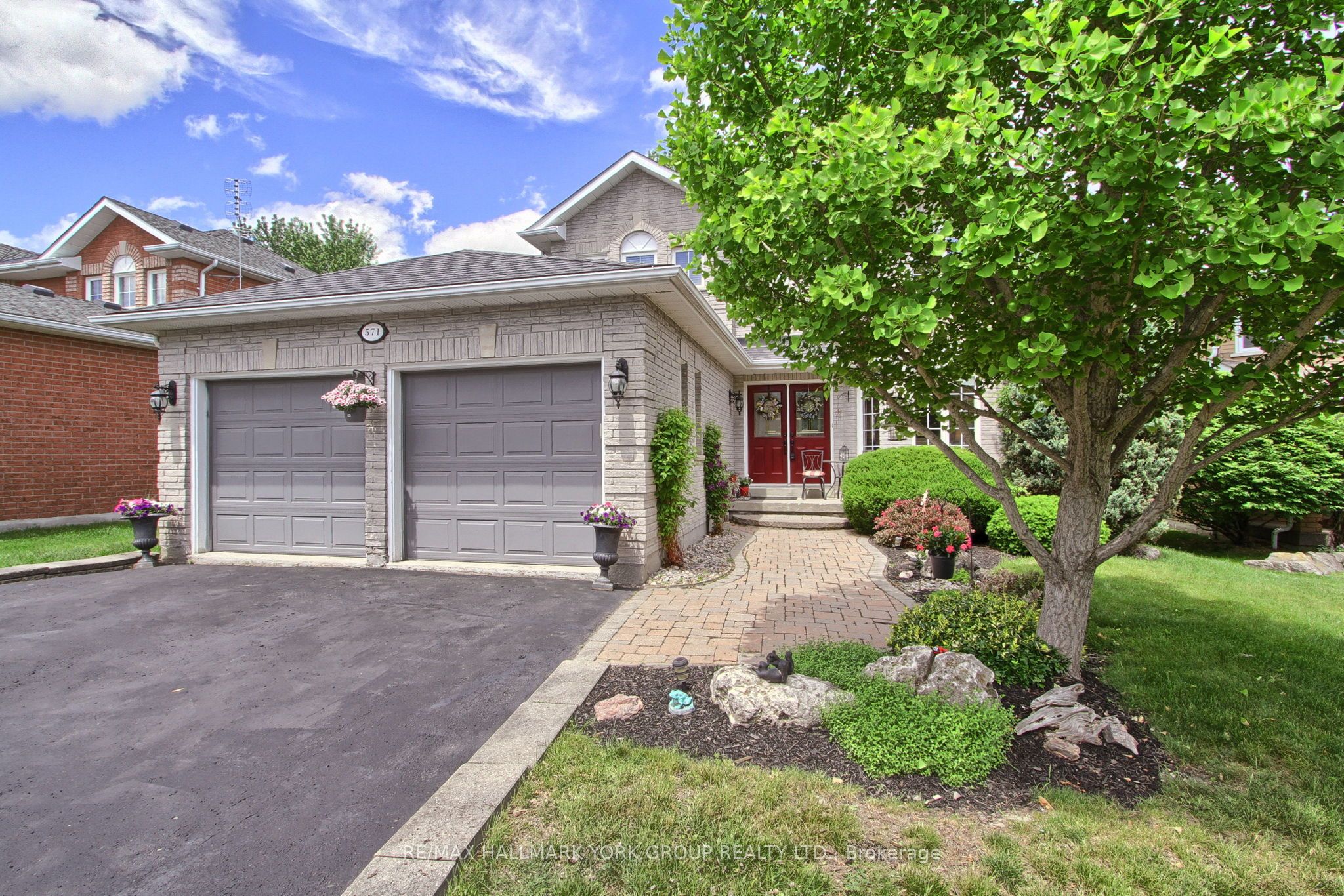 571 Goodyear Crescent, Newmarket, ON L3Y 8L2 photo 5