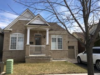 5 Cliveden Place, Markham, ON L6C 2S5