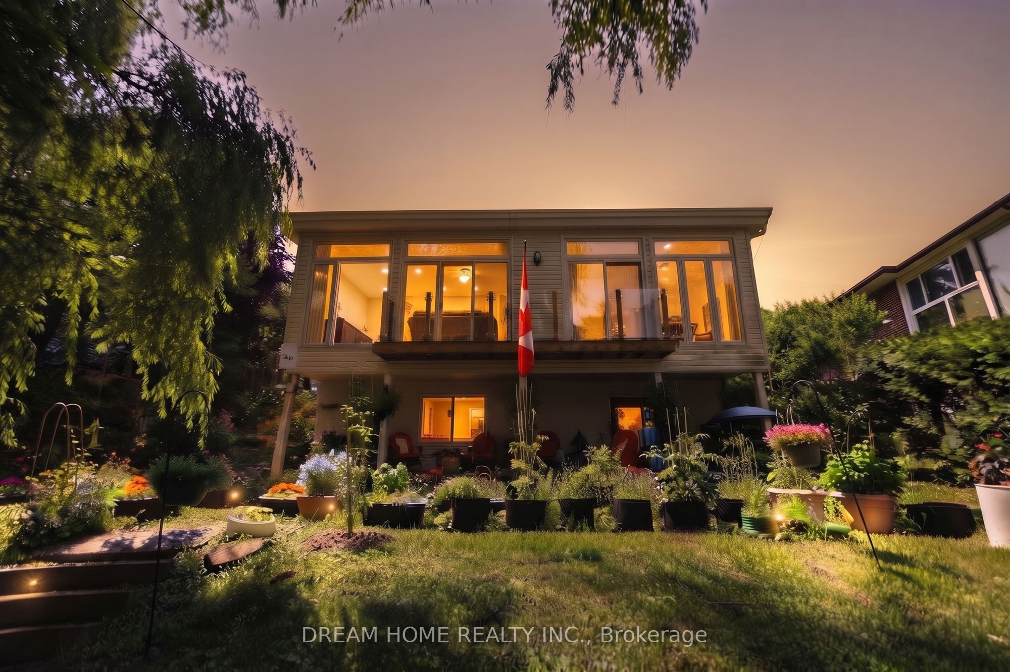 74 Lakeview Avenue, Whitchurch-Stouffville, ON L4A 2G9 photo 3