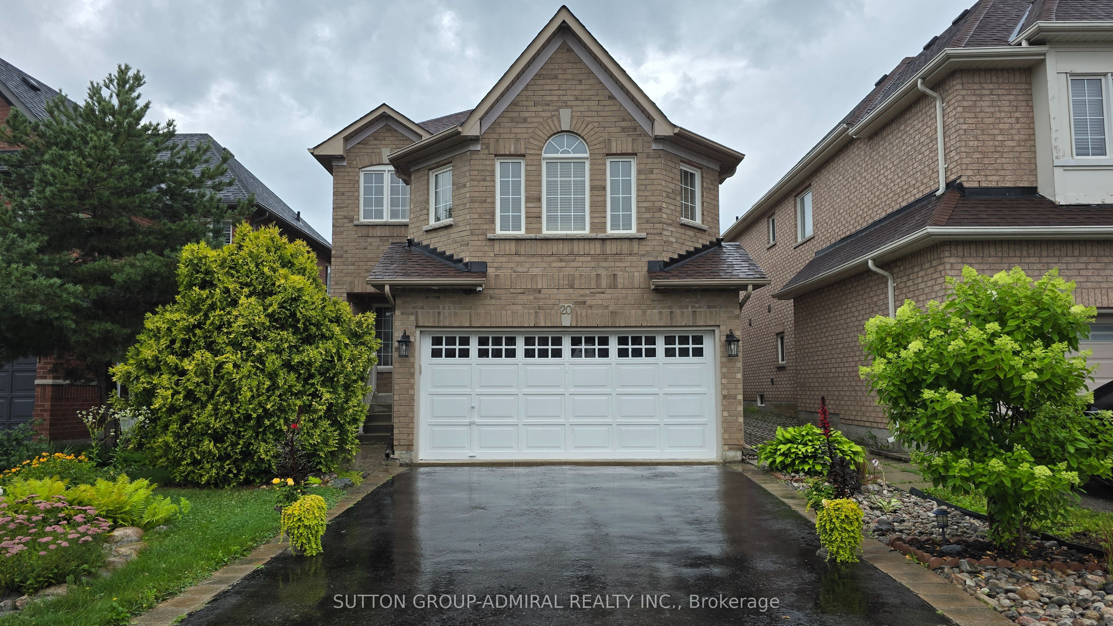20 Aztec Court, Richmond Hill, ON L4S 2W6
