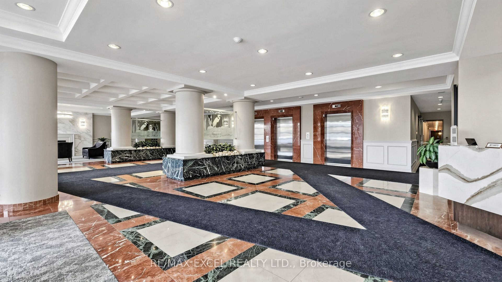 11 Townsgate Drive 718, Vaughan, ON L4J 8G4 photo 5