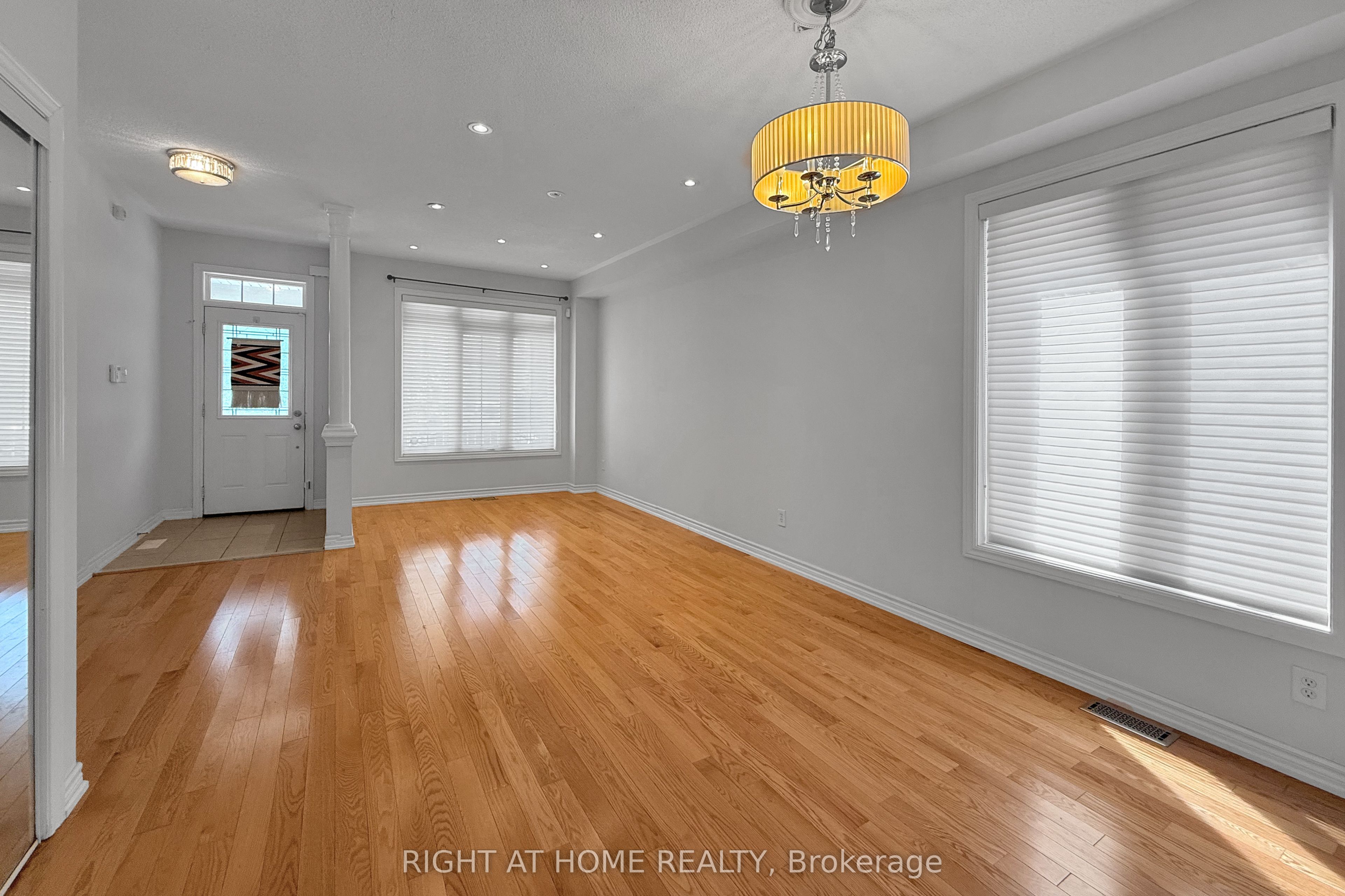26 Mead Terrace, Markham, ON L6E 1V6 photo 5