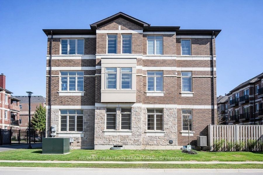 1 Sissons Way, Markham, ON L6B 1R2