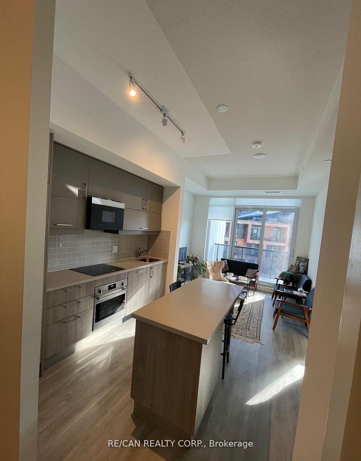 292 Verdale Crossing E 1002, Markham, ON L6G 0H6